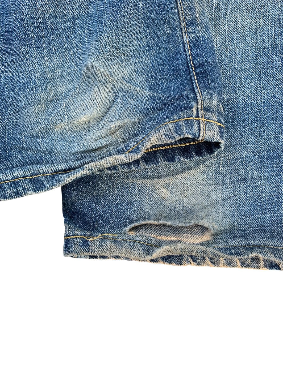 Edwin VINTAGE EDWIN 505zx SELVEDGE BUCKLE BACK DISTRESSED DENIM Size US 33 - 24 Thumbnail