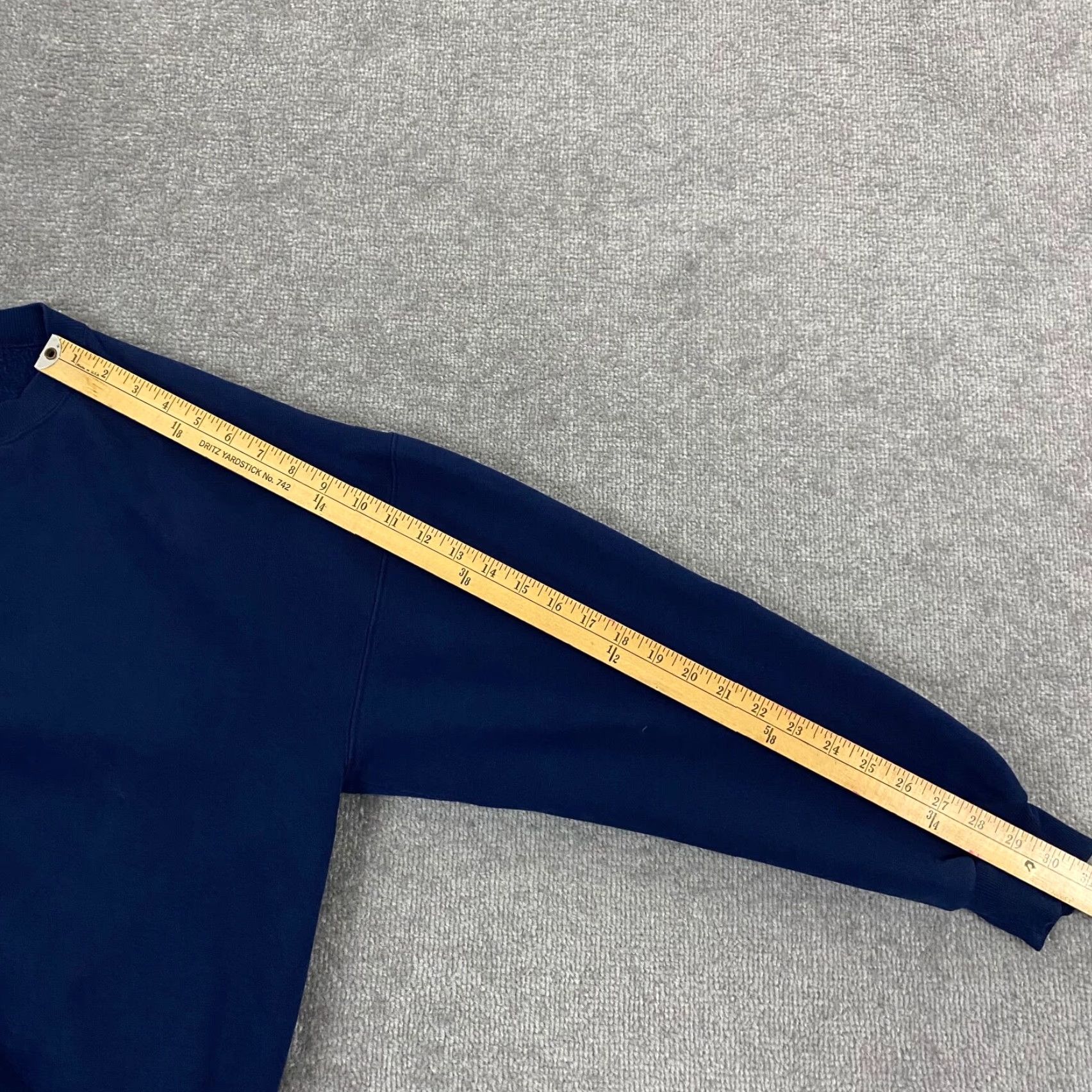 Vintage VINTAGE Russell Sweatshirt Mens XL Blue Athletics Pullover Crewneck USA 90s VTG - Russell Athletic, Classic, 90s, USA, Hoodie? Size US XL / EU 56 / 4 - 7 Thumbnail