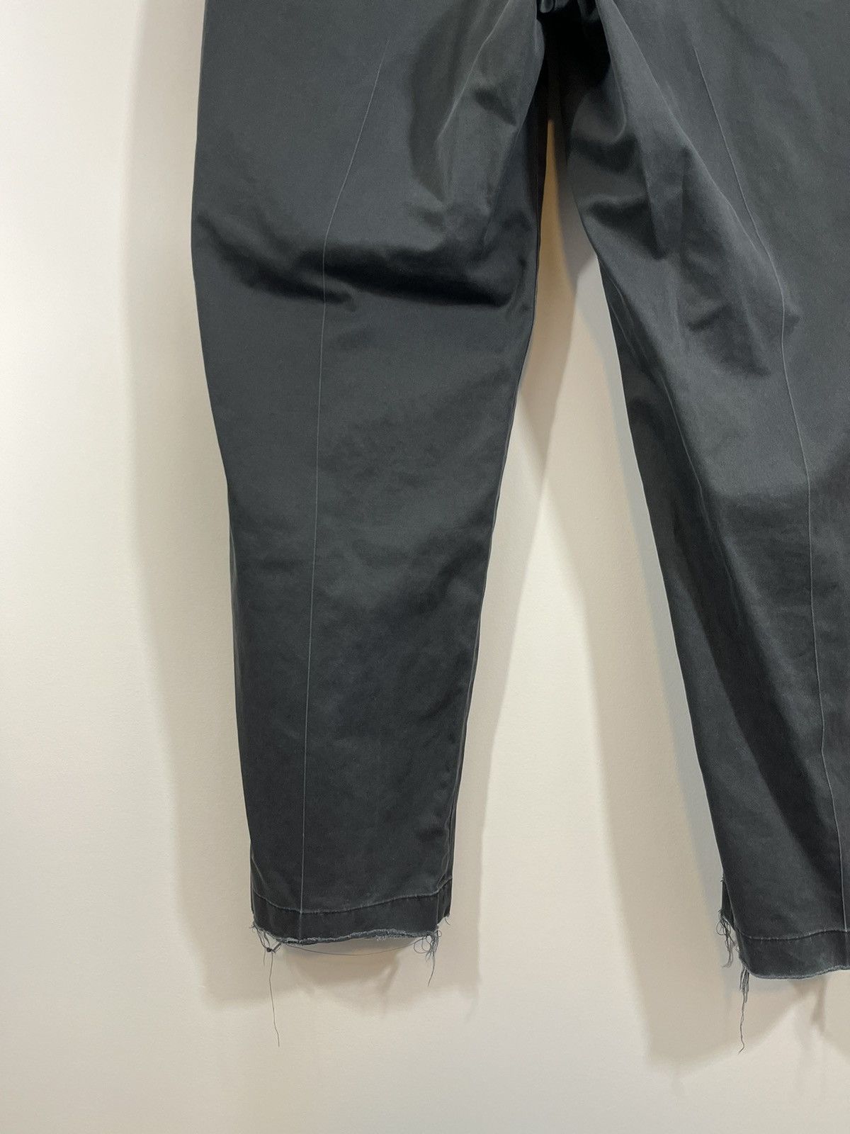 Vintage Thrashed Faded Blank Raw Hem Basic Pants Size US 36 / EU 52 - 16 Thumbnail
