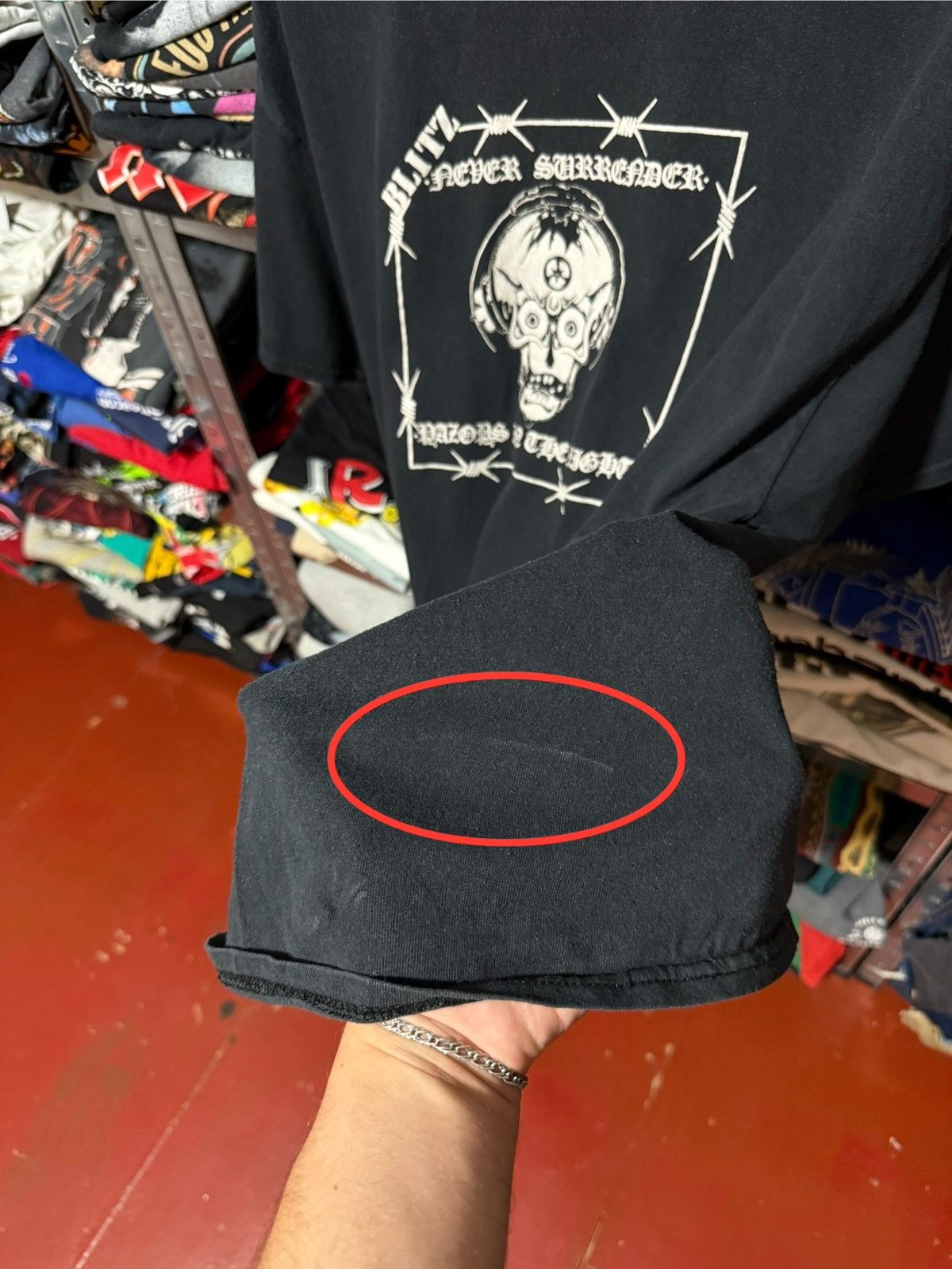 Band Tees Vintage 2000’s Blitz Never Surrender Rock Band T-Shirt Y2K Size US XXL / EU 58 / 5 - 7 Thumbnail