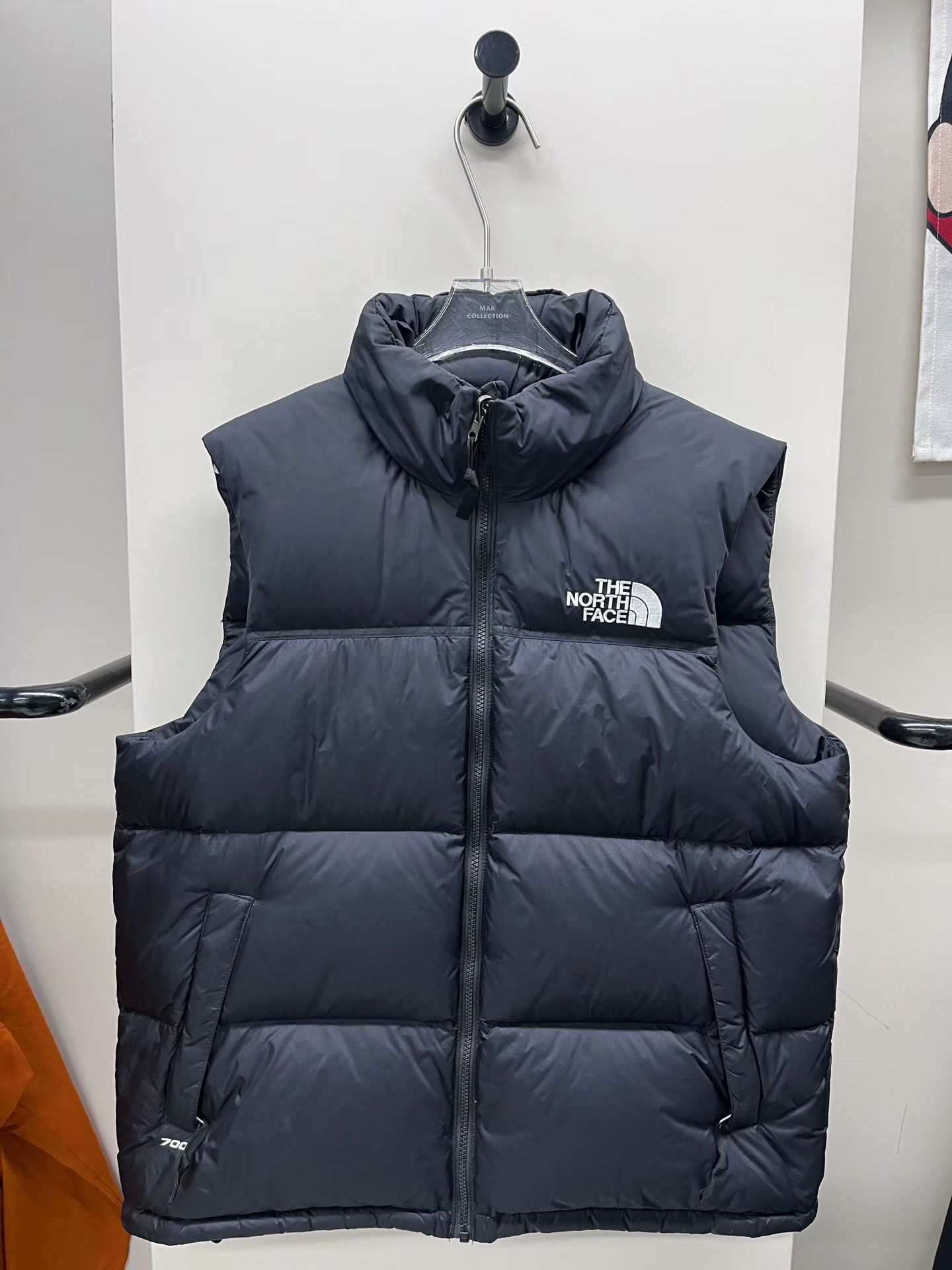 The North Face The North Face Down Black Vest L Men Size US L / EU 52-54 / 3 - 1 Thumbnail
