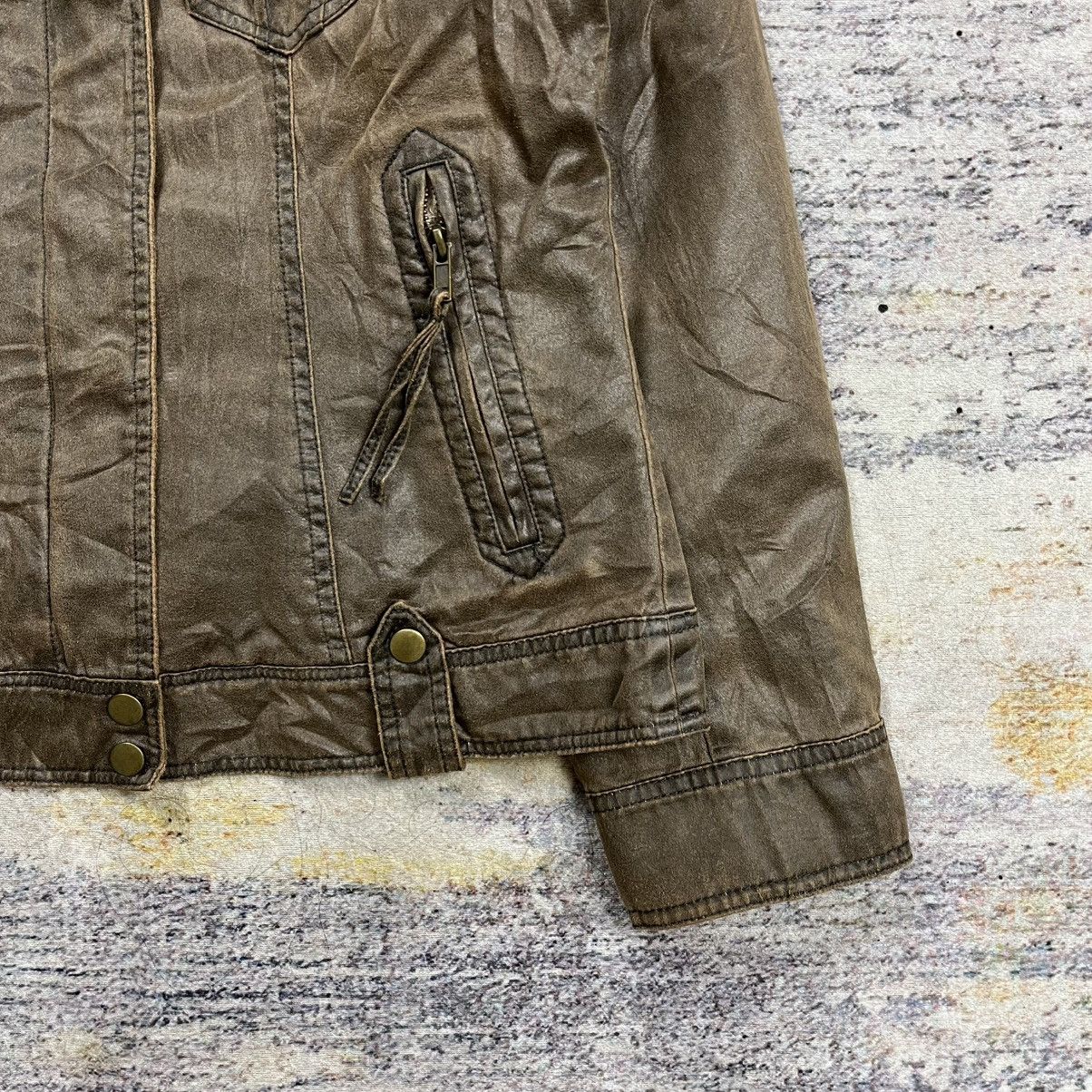 Le Grande Bleu (L.G.B.) Blankety blank trucker jacket fur collar Size US M / EU 48-50 / 2 - 6 Thumbnail