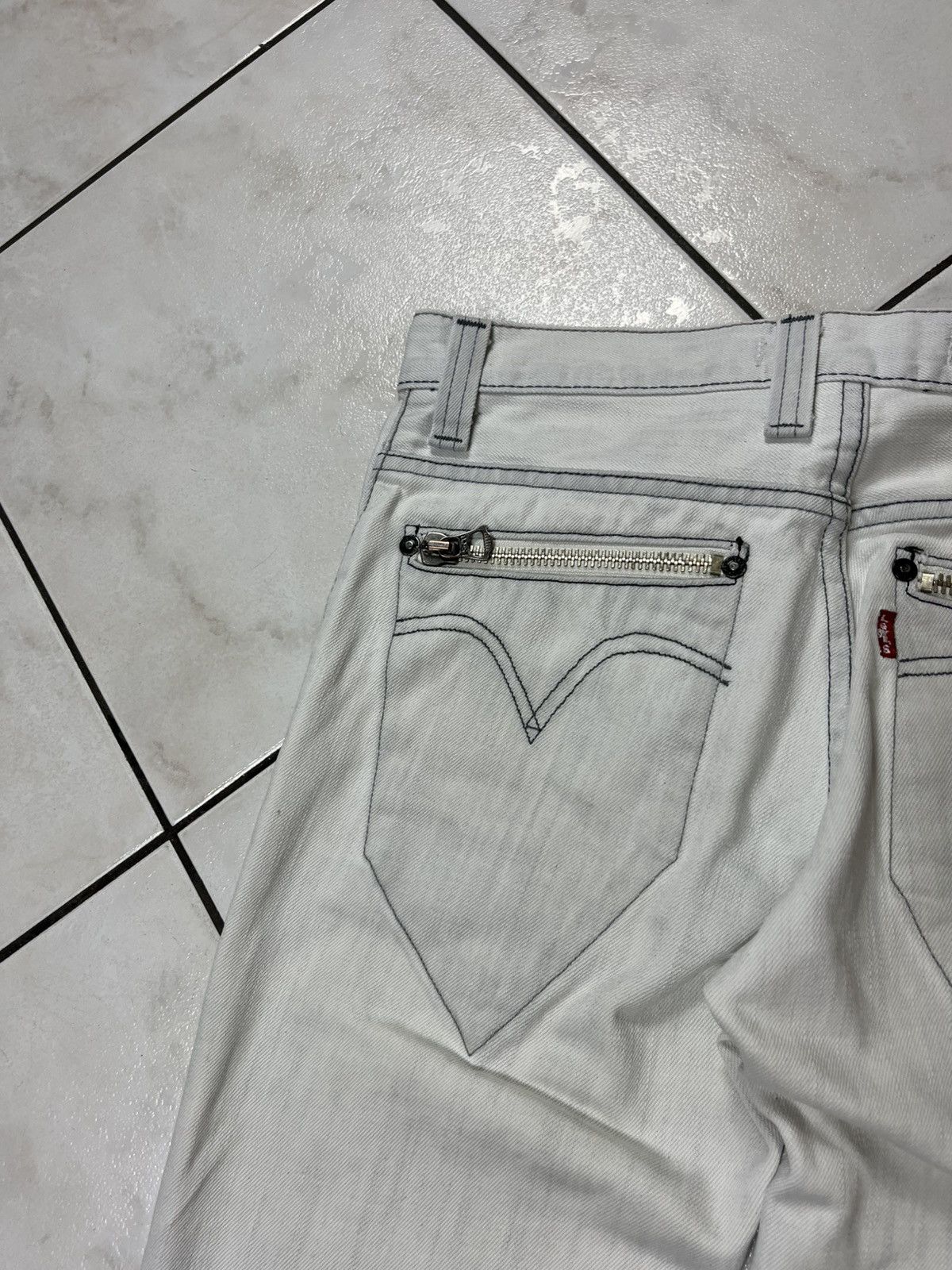 Designer × Levi's × Vintage Vintage Levi’s 513 skinny leg zip pockets denim jeans pants Size US 30 / EU 46 - 16 Thumbnail
