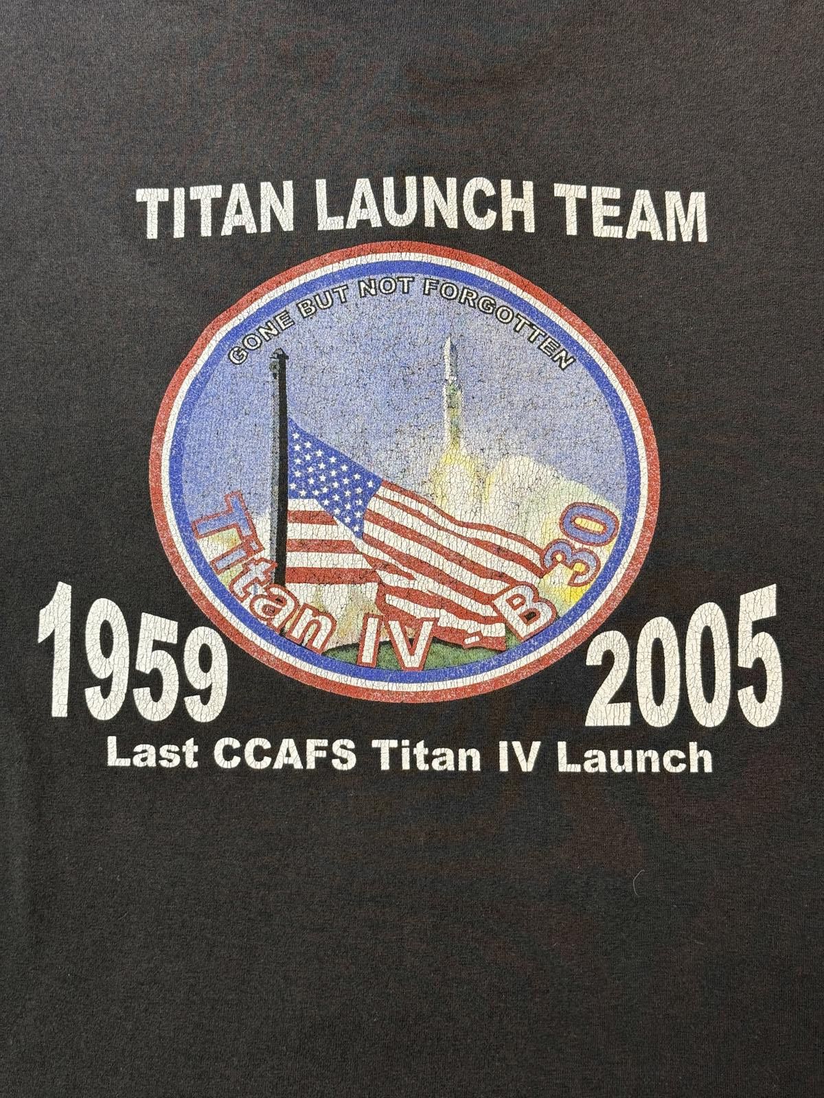 Designer VTG Space Shuttle Titan IV Launch Team 1959-2005 XL Size US XL / EU 56 / 4 - 5 Thumbnail