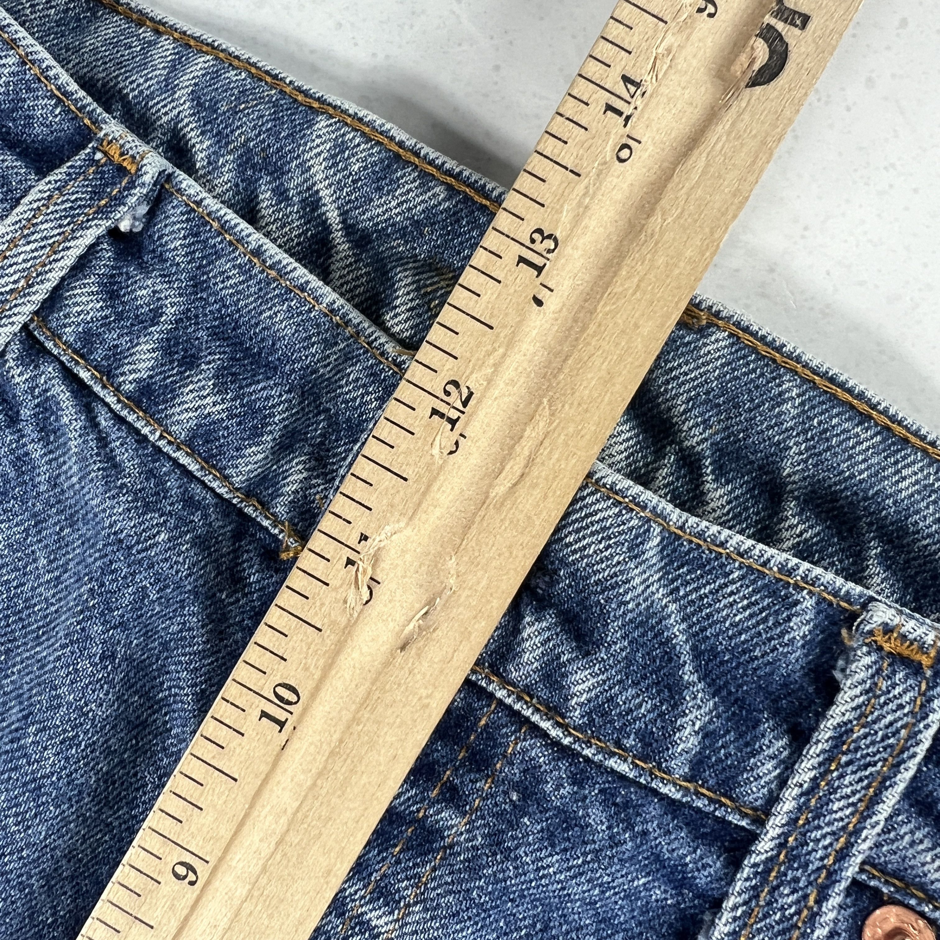 Levi's × Vintage VTG 90s Levi's Jeans 505 Straight Blue Faded Cotton Denim Size US 36 / EU 52 - 22 Thumbnail