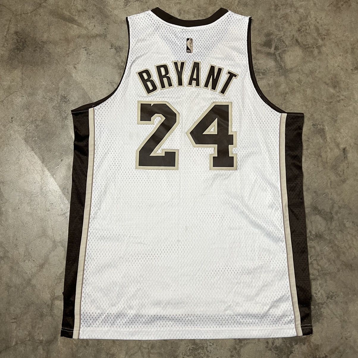 Adidas × Nike NBA Los Angeles Lakers Kobe Bryant #24 Adidas Jersey Size US XL / EU 56 / 4 - 2 Thumbnail