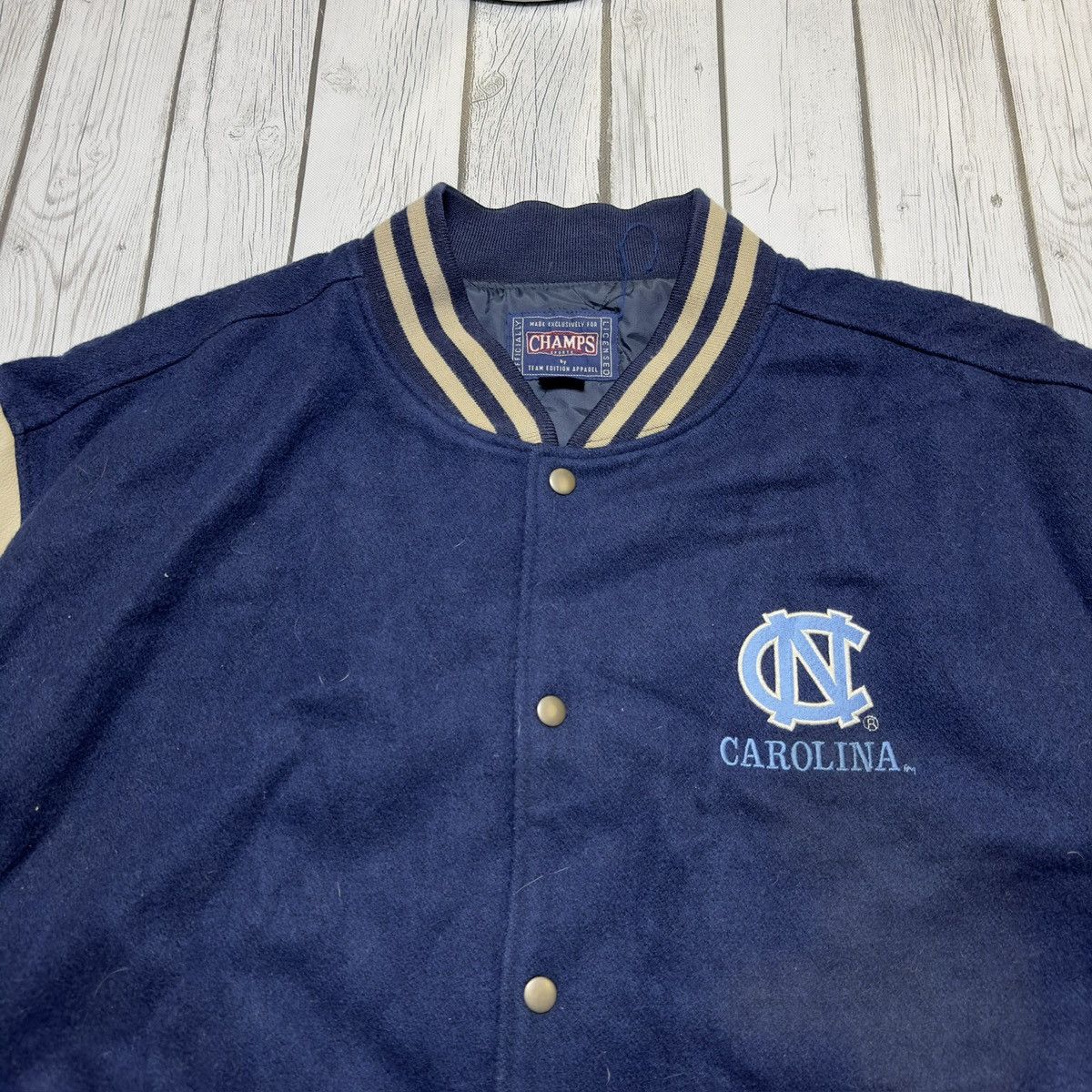 NCAA × Vintage Vintage Carolina Tar Heels varsity jacket Size US XXL / EU 58 / 5 - 3 Thumbnail