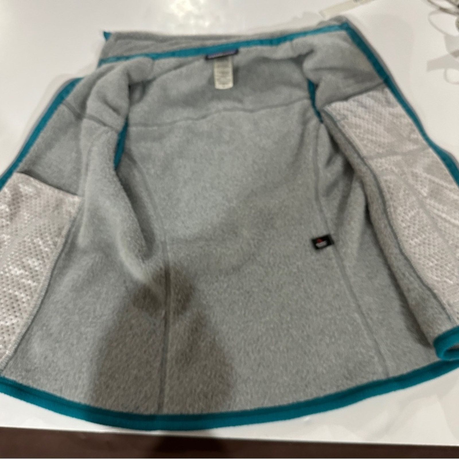 Patagonia Patagonia Polartec Gray & Blue Re-Tooled Full Zip Vest Sz S Size S / US 4 / IT 40 - 5 Thumbnail