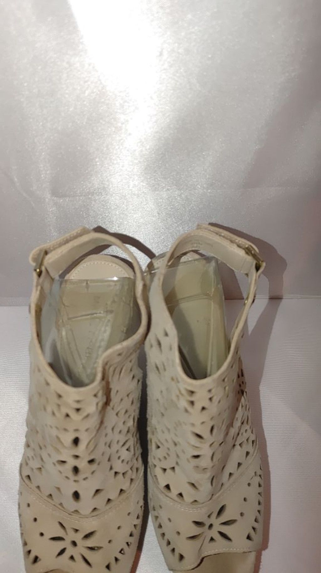 Marc Fisher Marc Fisher Harlea Wedge Sandal Size 6.5M in Color New Ambra Size US 6.5 / IT 36.5 - 4 Thumbnail