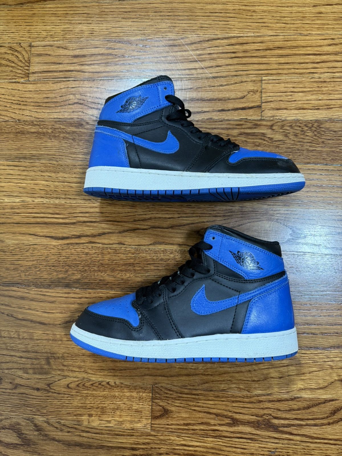 Jordan Brand Air Jordan 1 Retro Royal (2017) GS 375441-007 Size 5Y No Box Size US 5 / EU 37 - 5 Thumbnail