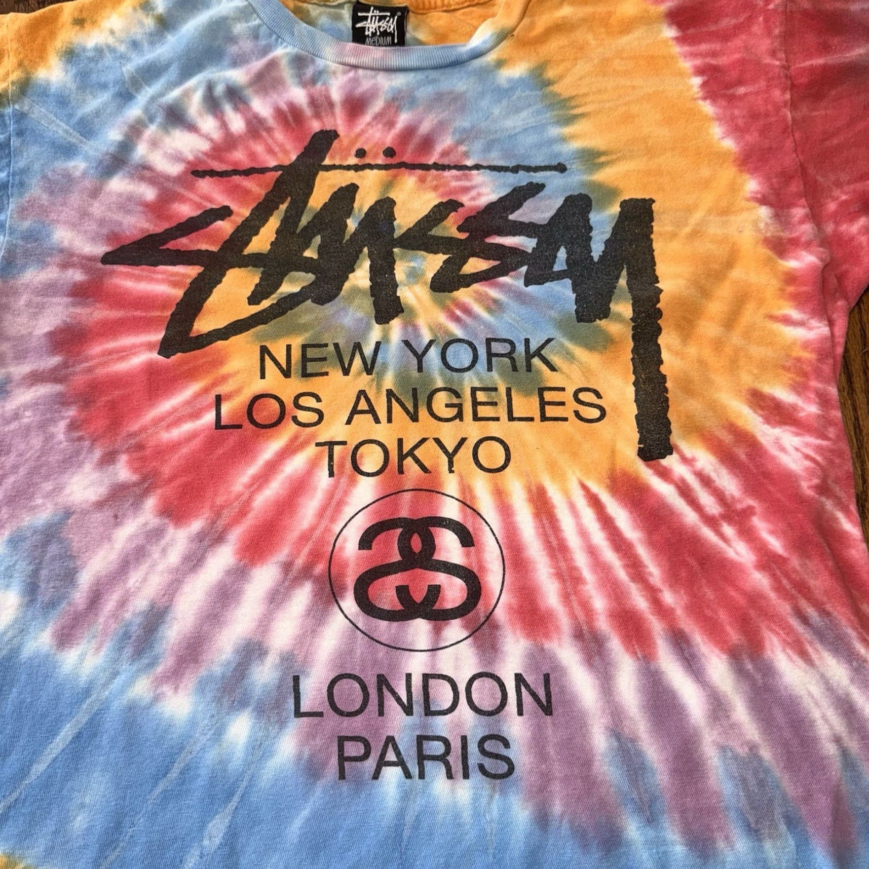 Logo 7 VINTAGE Stussy Tie Dye T-Shirt Graphic Logo New York London Paris Medium Purple Crew Neck Cotton Short Sleeve Men M English London 90s (if applicable) Size US M / EU 48-50 / 2 - 2 Thumbnail