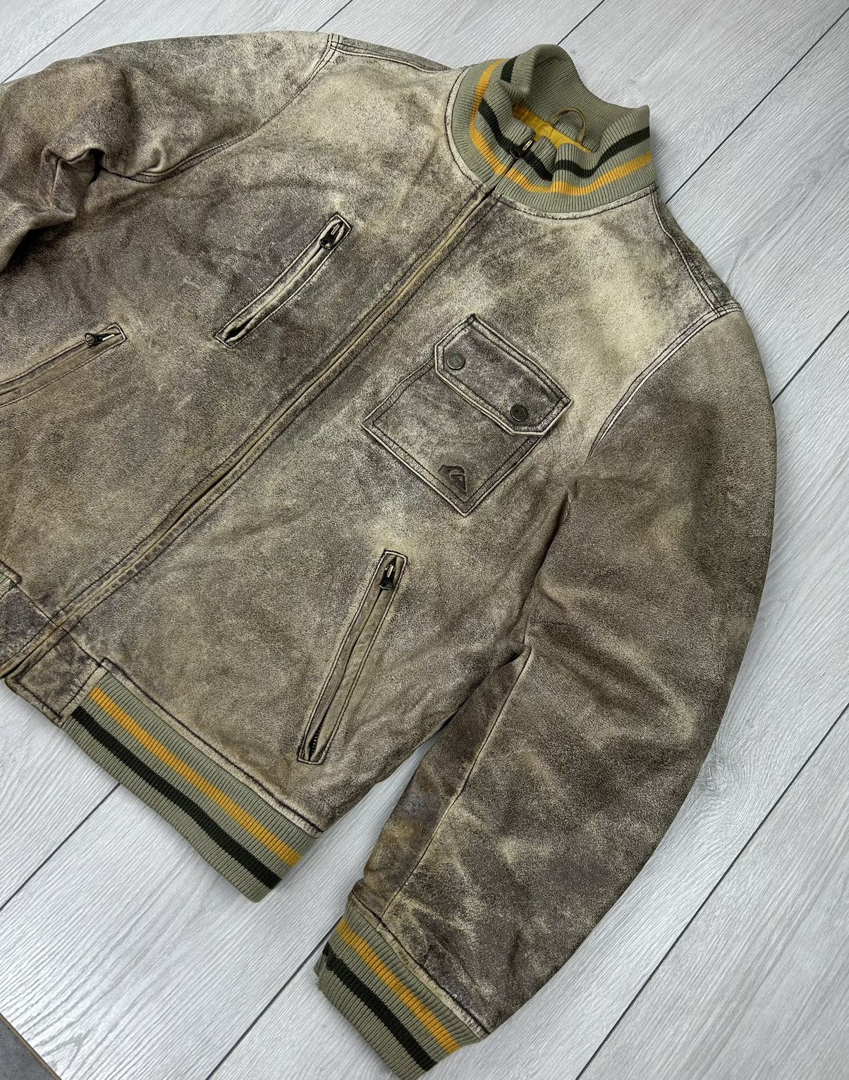 Quiksilver × Vintage Quiksilver Vintage Leather Jacket Size L Size US L / EU 52-54 / 3 - 2 Thumbnail