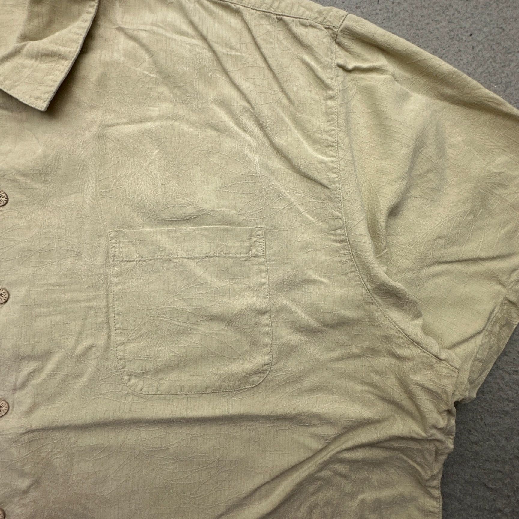 Tommy Bahama Tommy Bahama Button-Up Shirt Mens XXL Short Sleeve Pocket Beige Silk Size US XXL / EU 58 / 5 - 7 Thumbnail