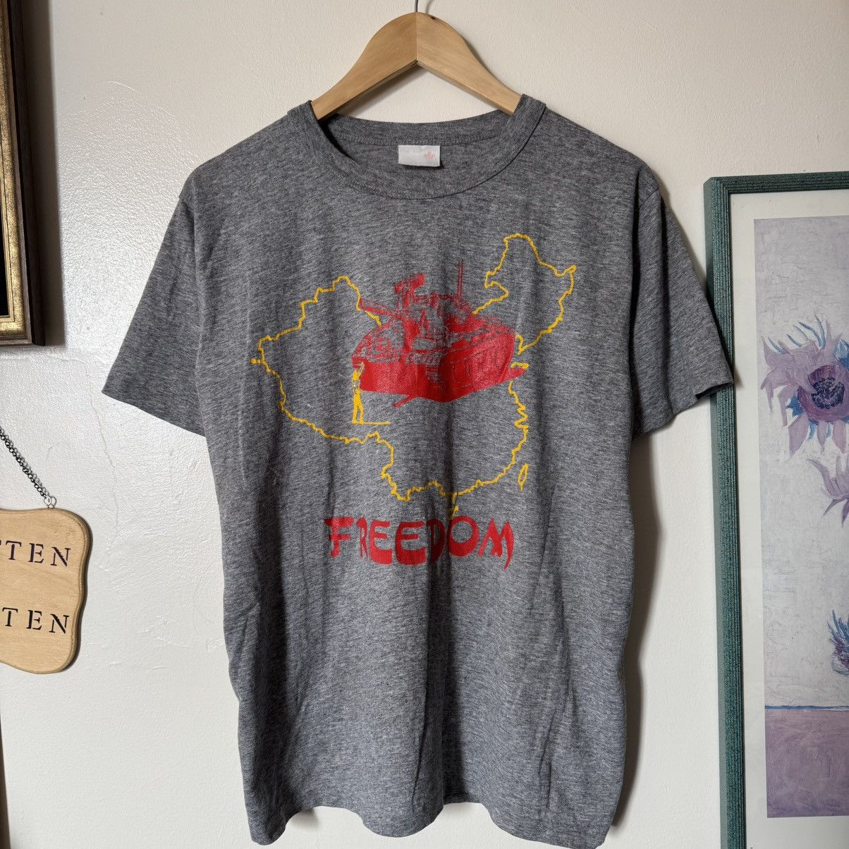 Vintage 1989 Tiananmen Square Massacre “Freedom” grey protest tee Size US M / EU 48-50 / 2 - 1 Thumbnail