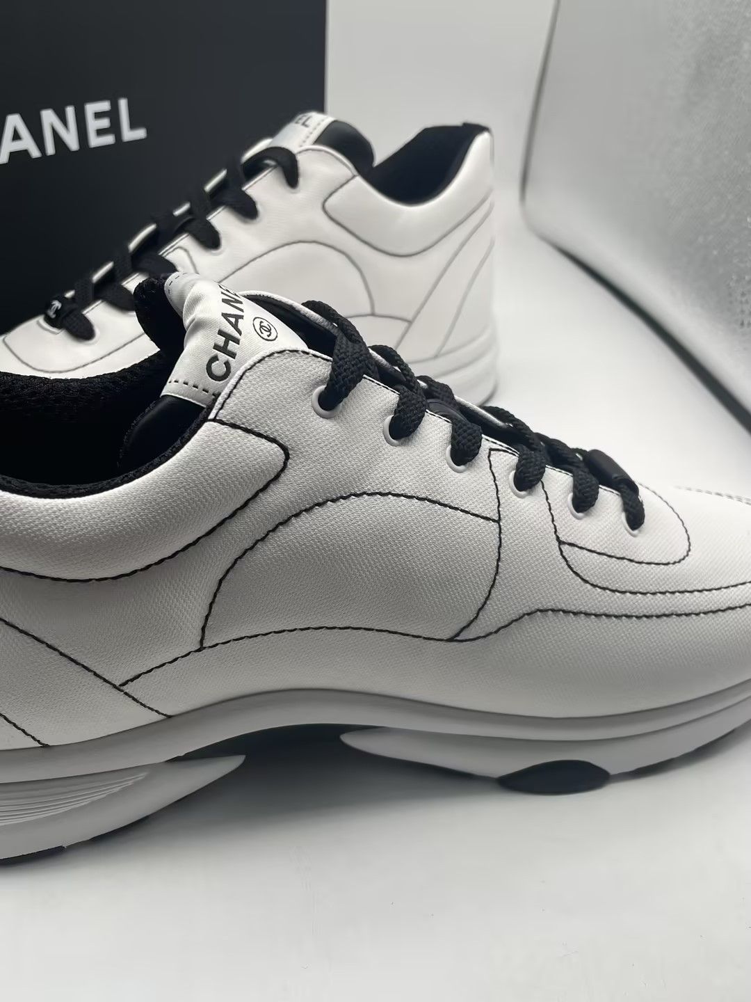 Chanel Chanel 25 Cruise White & Black Cotton Sneakers Size US 9.5 / EU 42-43 - 9 Thumbnail