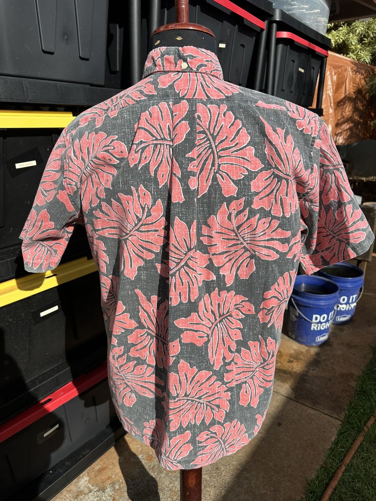 Reyn Spooner PreOwned Reyn Spooner Red/Black Hawaiian Print Men's Medium Size US M / EU 48-50 / 2 - 2 Thumbnail