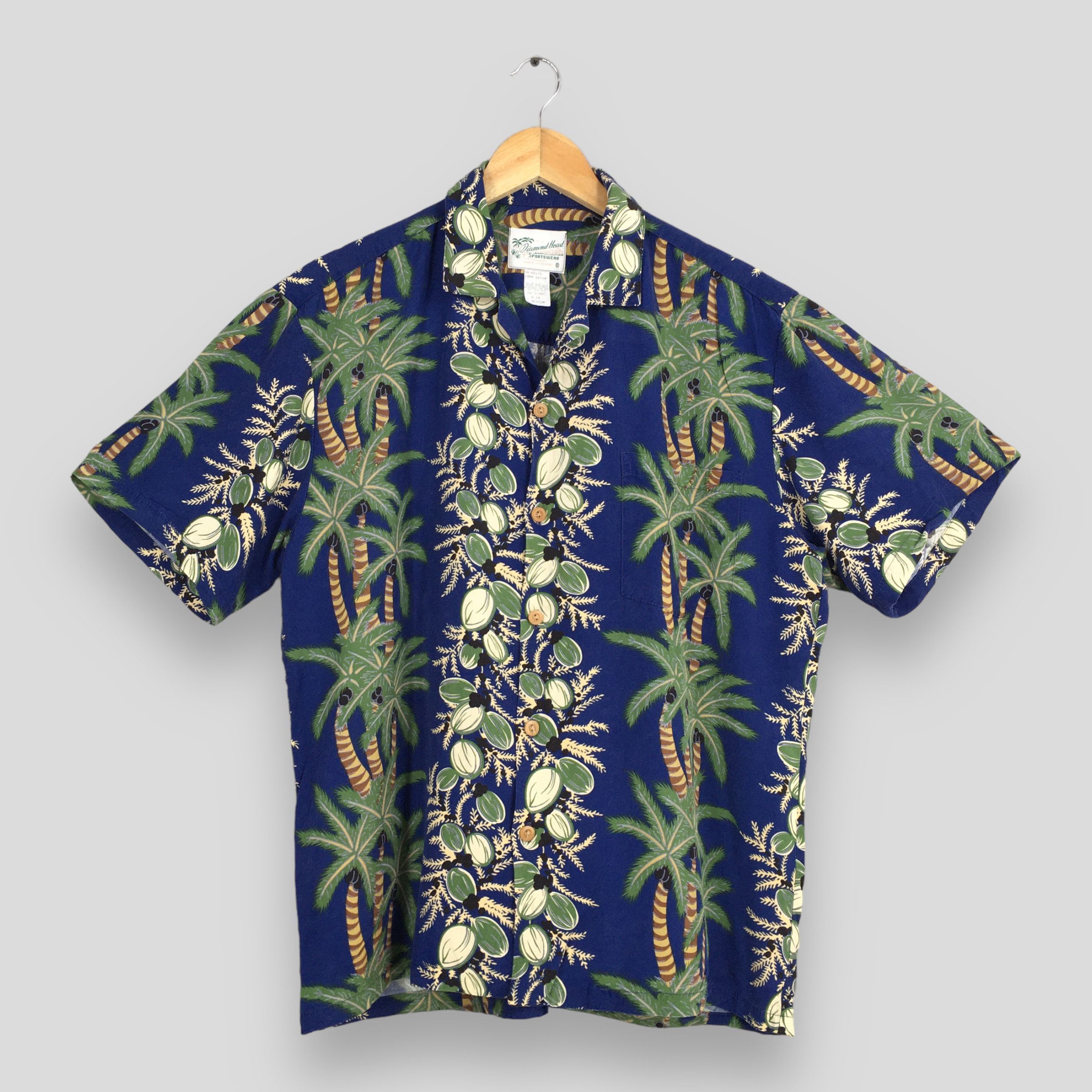 Diamond Head 1960s Diamond Head Sportswear Surfing Beach Rayon Shirt M Size US M / EU 48-50 / 2 - 1 Thumbnail