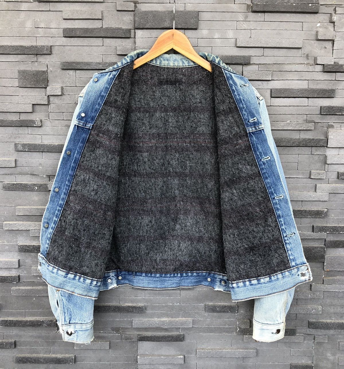 Levi's Vintage Clothing Vintage 70s Levis Blanket Thrashed Faded Trucker Jacket Size US M / EU 48-50 / 2 - 6 Thumbnail