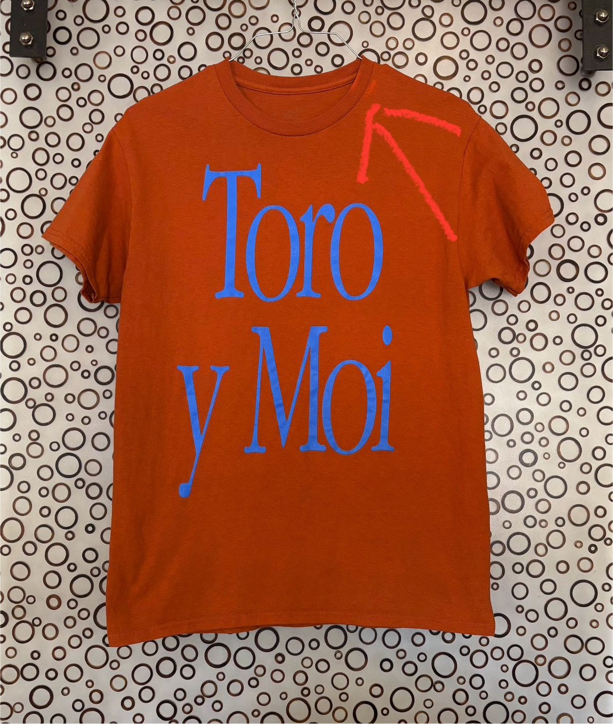 Band Tees TORO Y MOI T SHIRT GARAMOND - BURNT ORANGE Size US M / EU 48-50 / 2 - 3 Thumbnail
