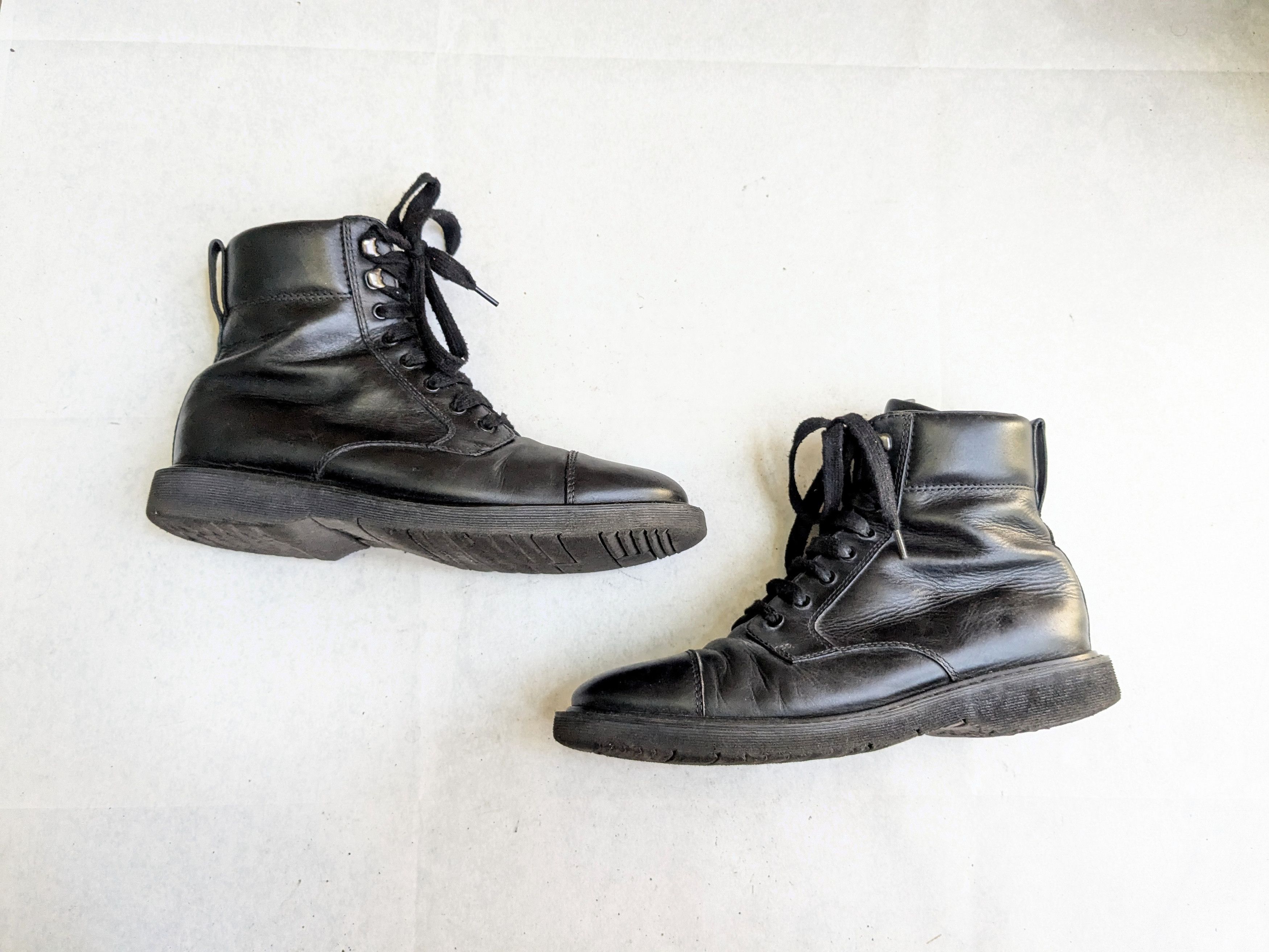 Prada Prada Combat Boots Black Leather 9.5 Side Zip Size US 9.5 / EU 42-43 - 1 Thumbnail