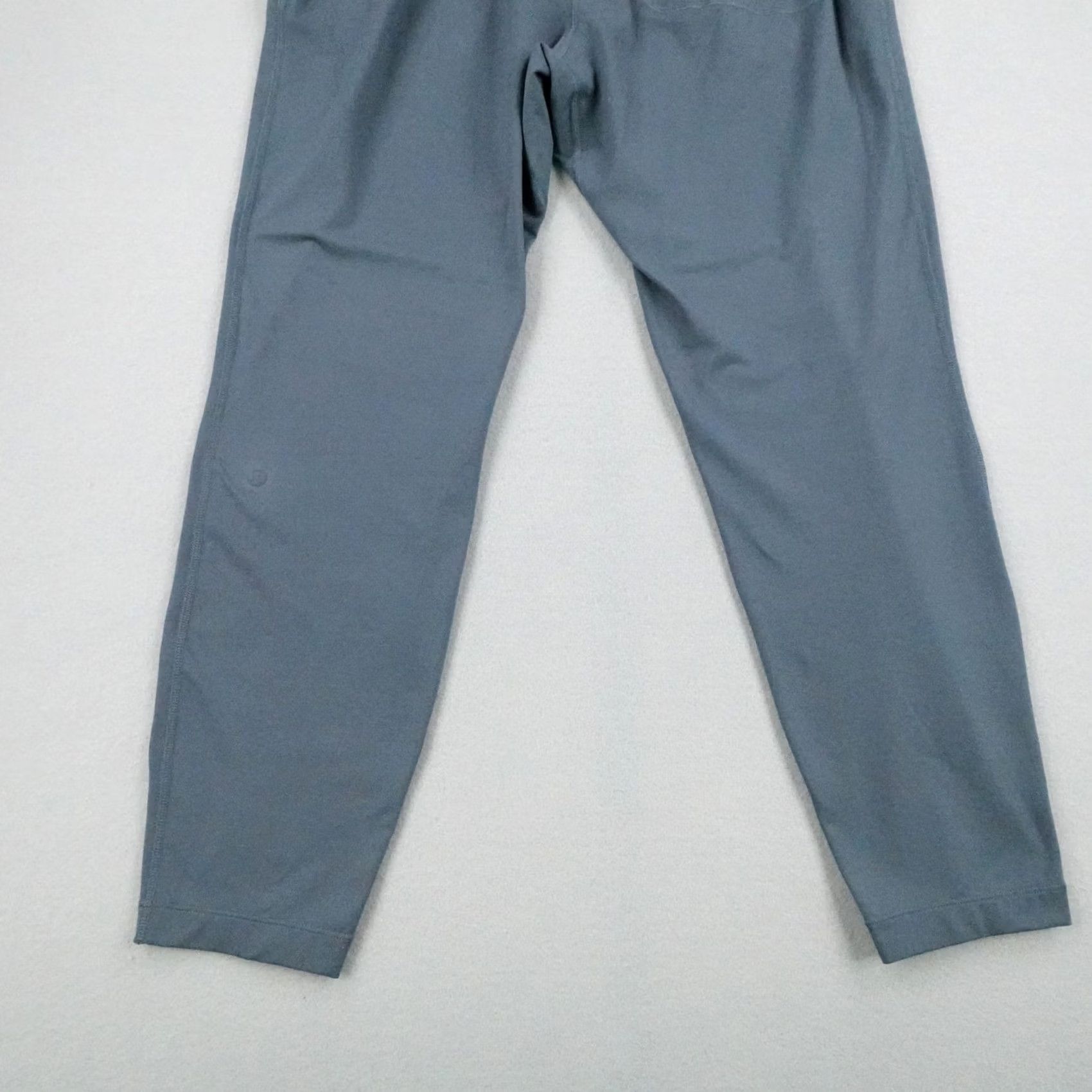 Lululemon Lululemon Pants Mens L Blue Tapered Jersey Jogger Sweats Sweatpants Athletic Regular Size L Size US L / EU 52-54 / 3 - 6 Thumbnail
