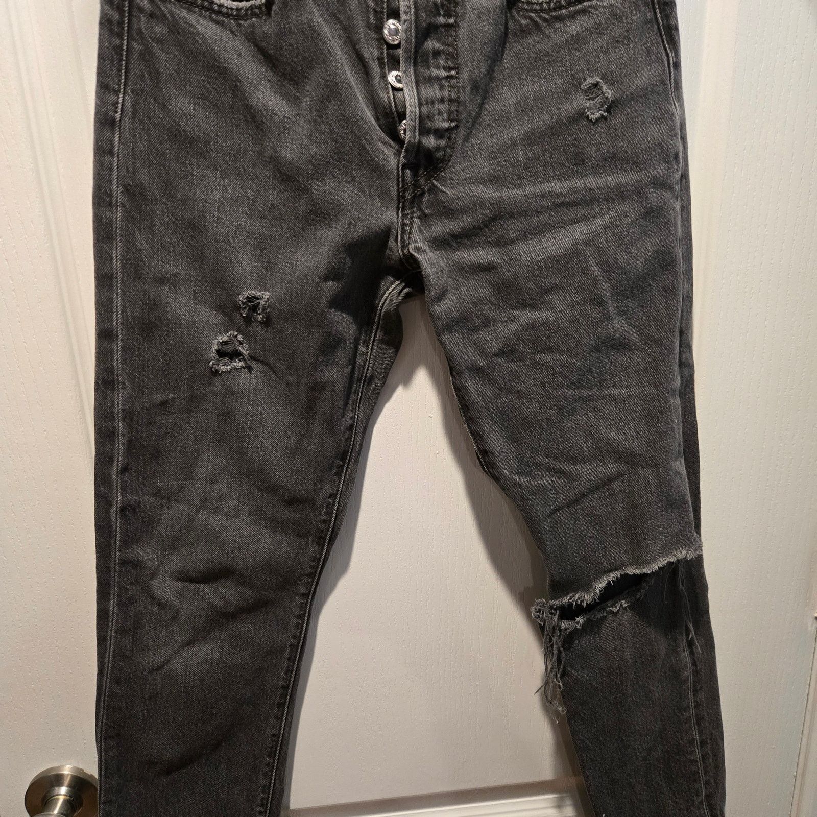 Levi's Levis 501 Skinny Jean Blk Button Fly distressed Big E 24x28 Size 24" / US 00 / IT 34 - 3 Thumbnail