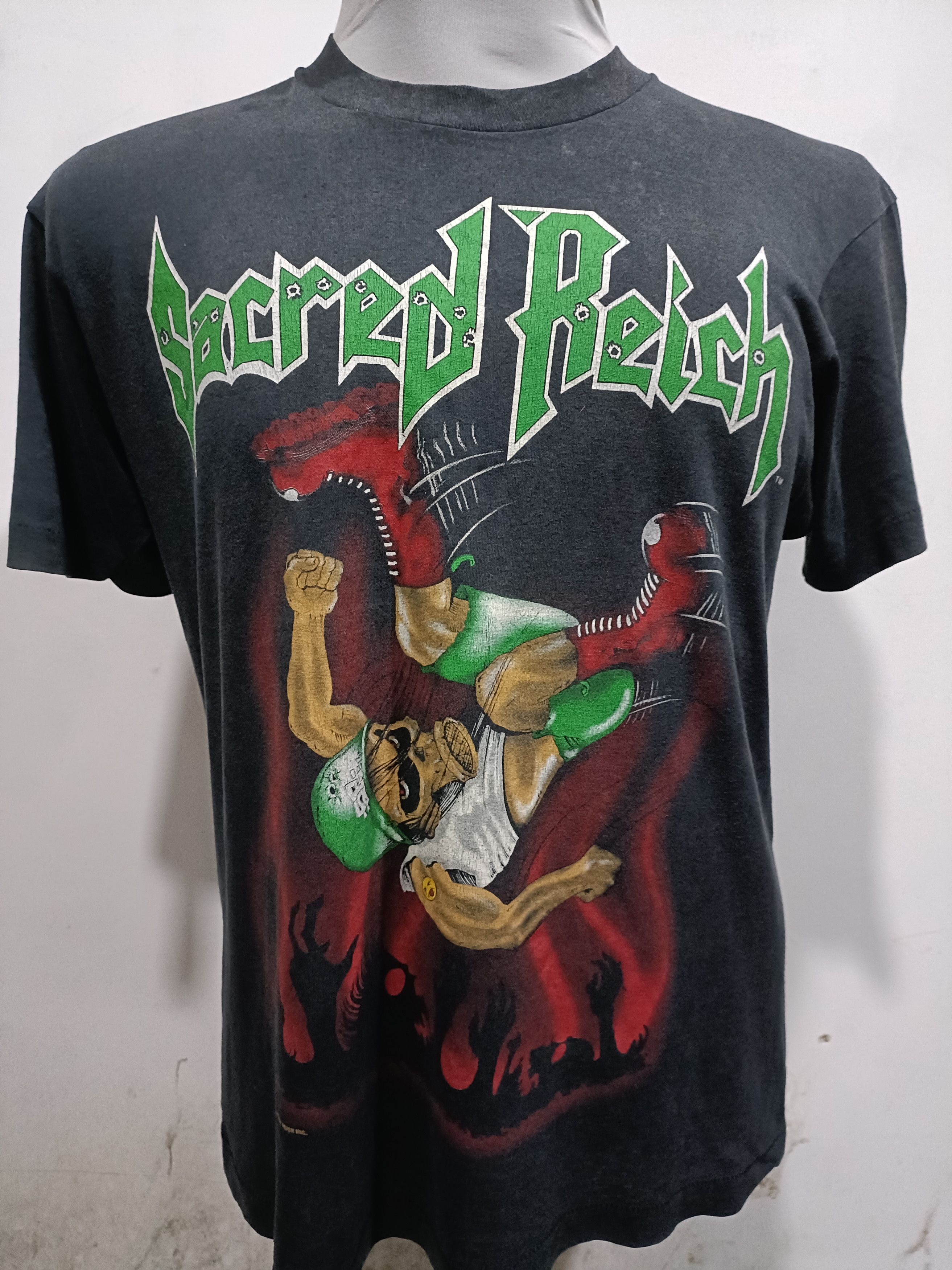 Vintage Vintage 1990 Sacred Reich Love Hate Tour Size US L / EU 52-54 / 3 - 1 Thumbnail