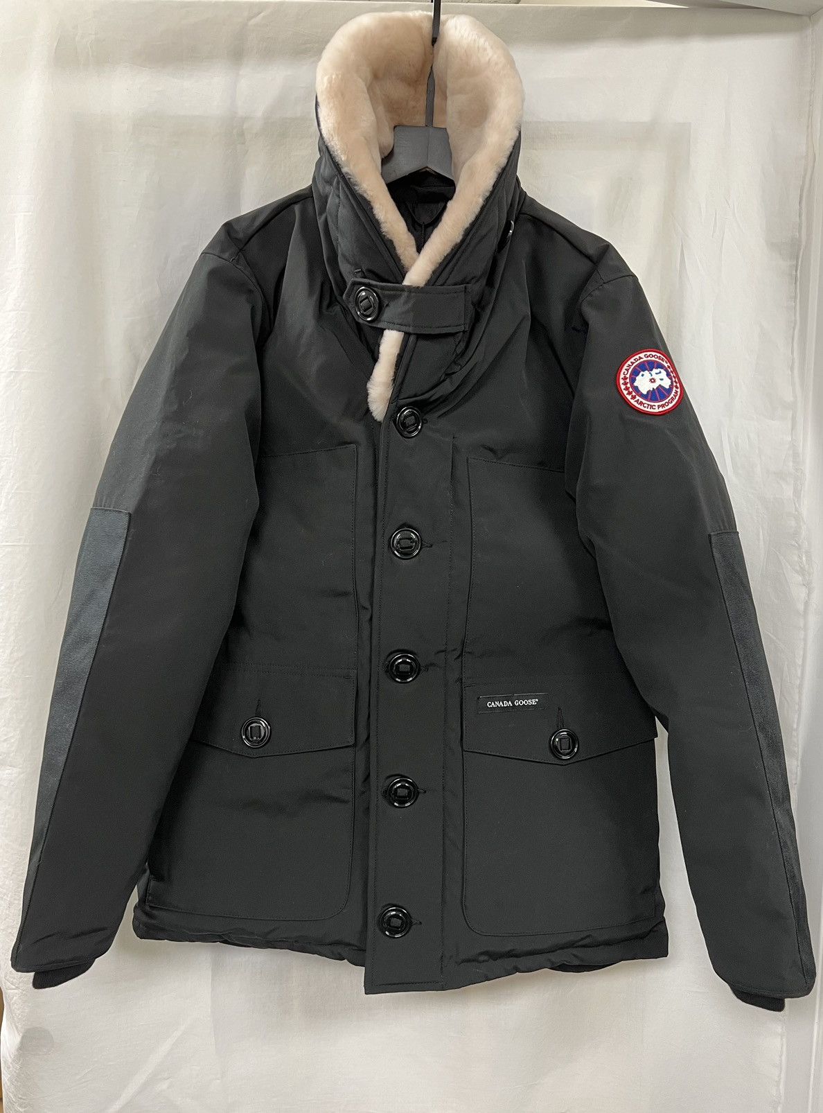 Canada Goose Men’s Mackinaw Parka in Fusion Fit - M [Limited Edition] Size US M / EU 48-50 / 2 - 6 Thumbnail