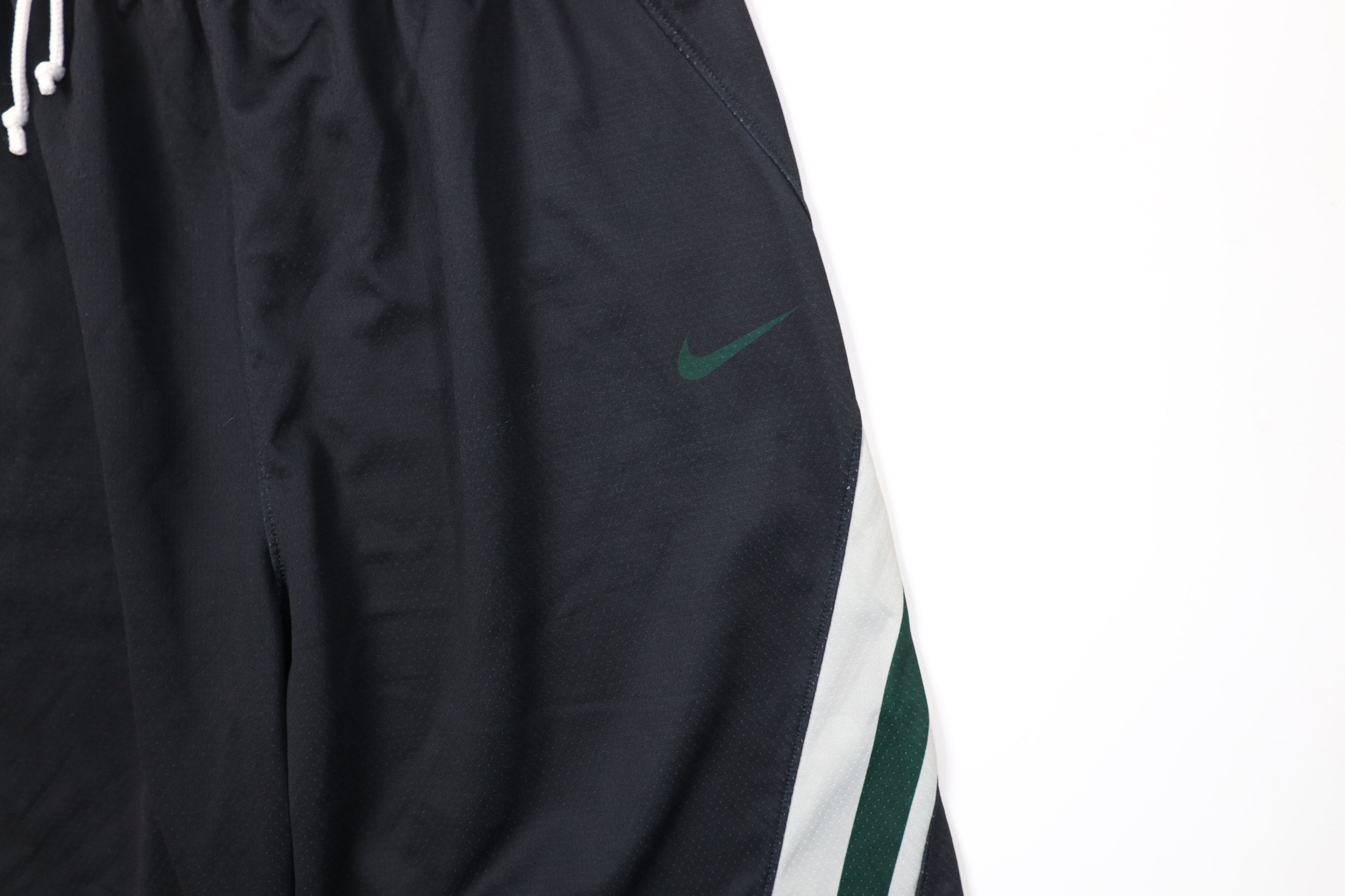 Nike × Vintage Nike Michigan State University Basketball Shorts Gamer Size US 32 / EU 48 - 5 Thumbnail