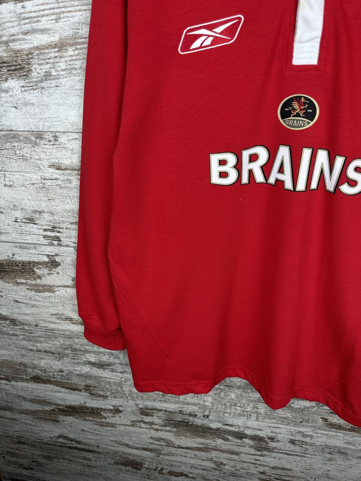 Reebok Mens Vintage Reebok 00s Wales rugby shirt jersey sweatshirt Size US L / EU 52-54 / 3 - 4 Thumbnail