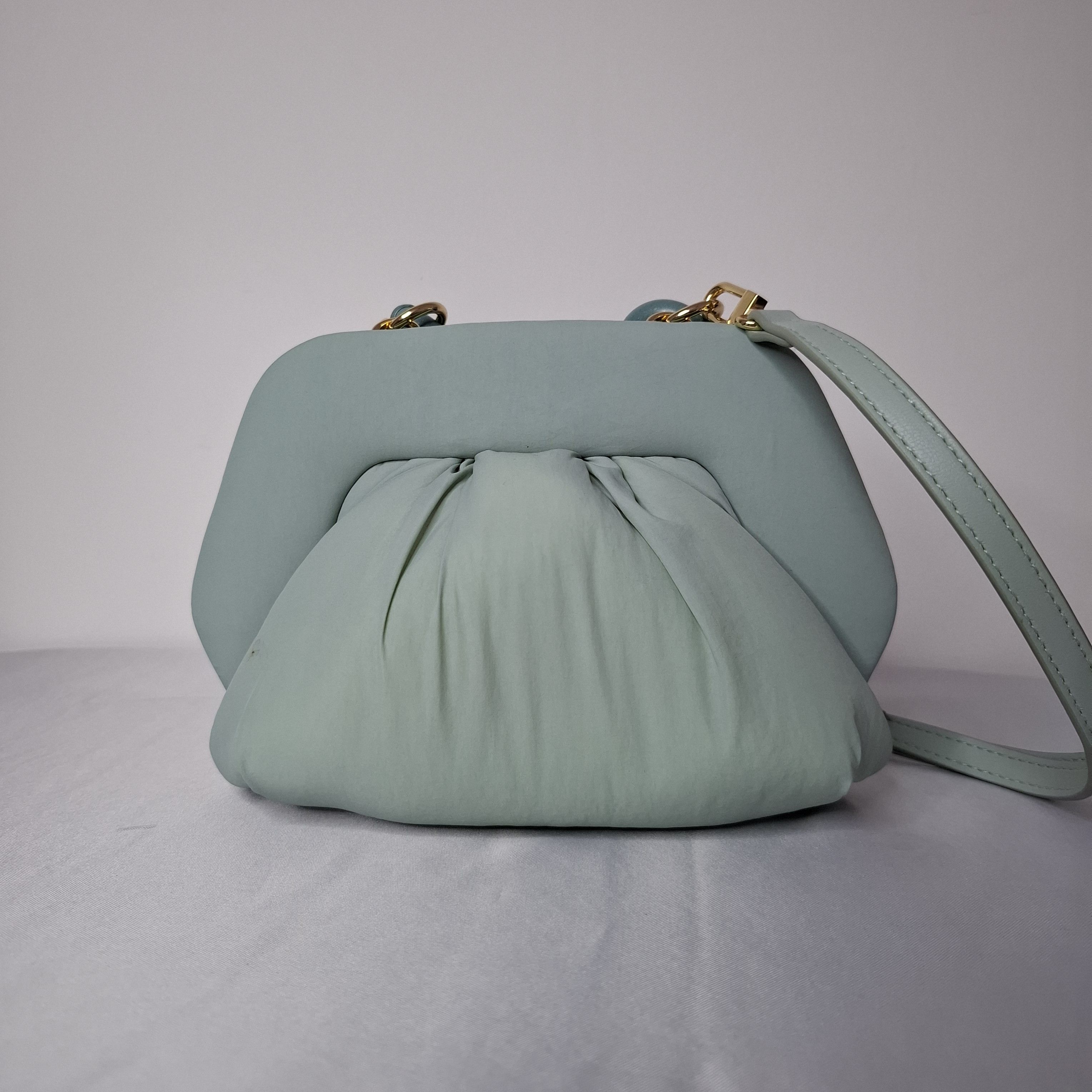 THEMOIRe Themoirè Gya Nylon Chain Ruched Mint Blue Handbag Size ONE SIZE - 3 Thumbnail