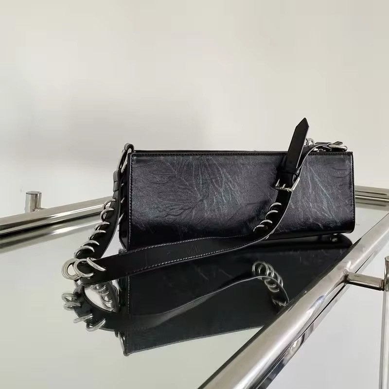 Japanese Brand Women Half-moon Leather Hasp Shoulder Crossbody Bag Size ONE SIZE - 7 Thumbnail