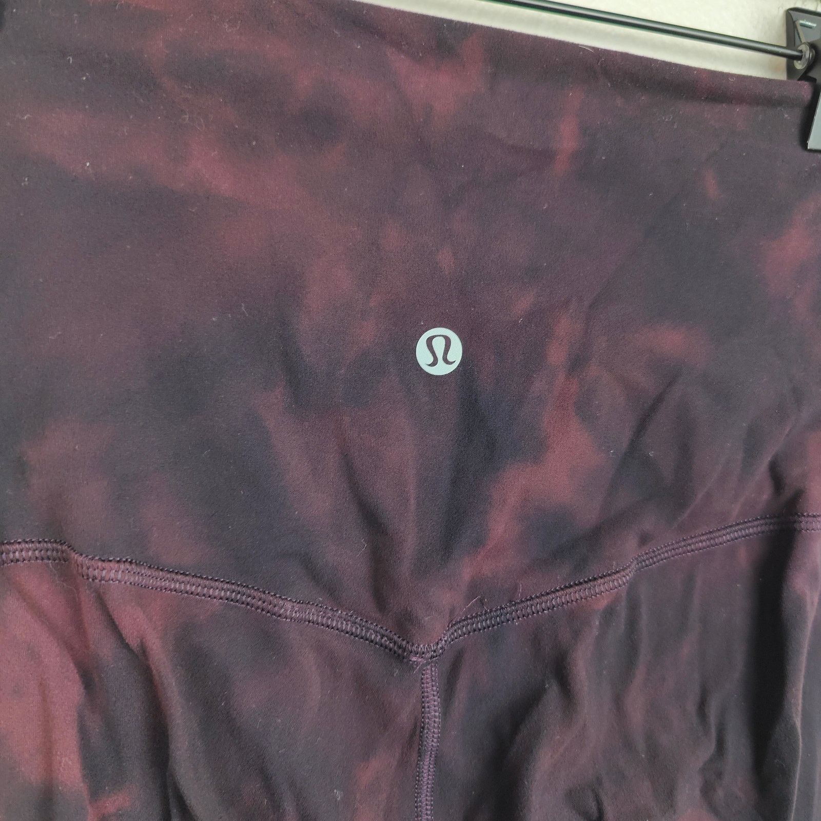 Lululemon Lululemon Align Super High Rise Short Diamond Dye 10" 4 Size 27" / US 4 / IT 40 - 4 Thumbnail