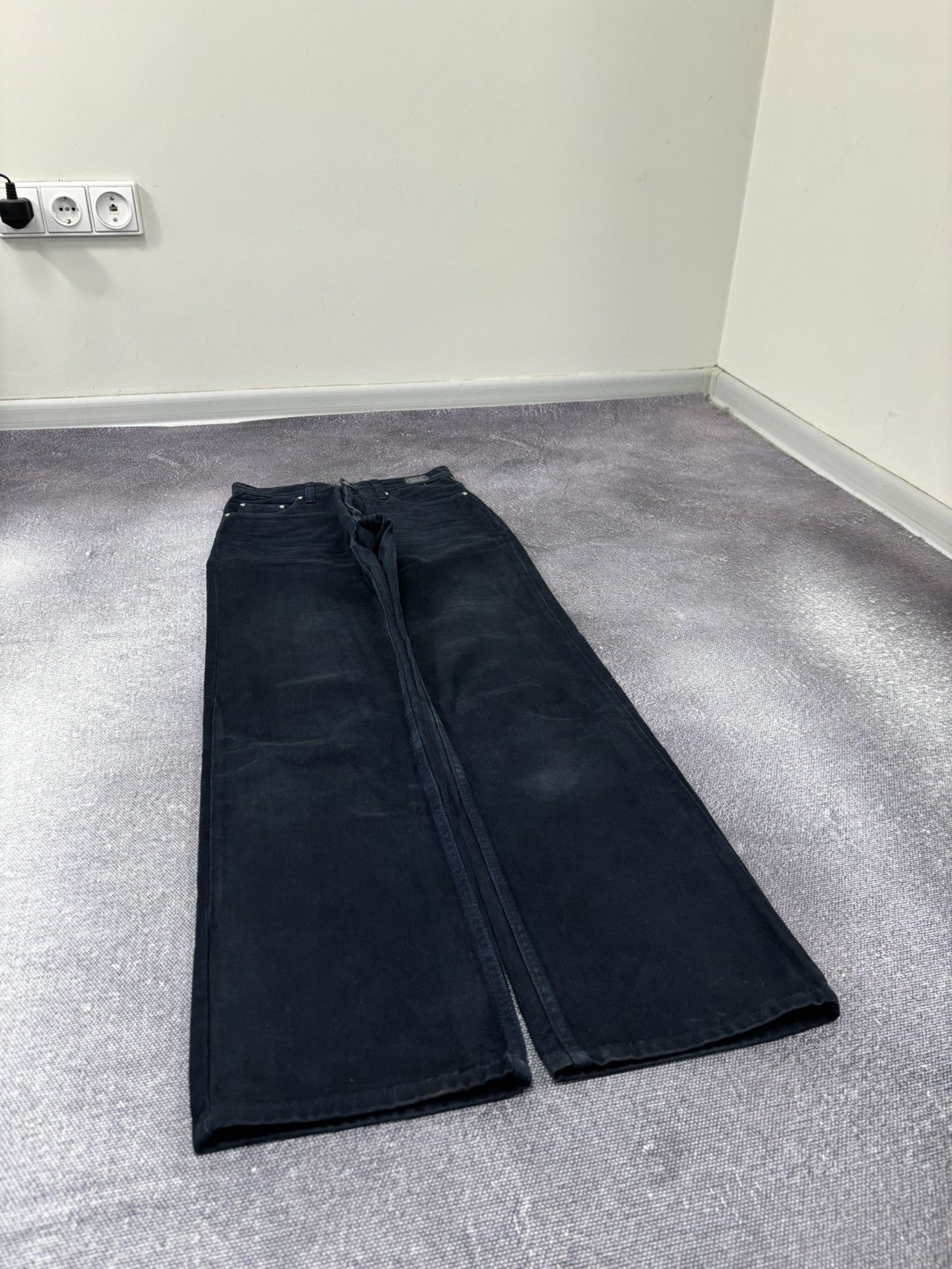 Versace Jeans Couture Vintage Versace Jeans Couture Women’s Navy Blue Flared Jeans Size 28" / US 6 / IT 42 - 3 Thumbnail