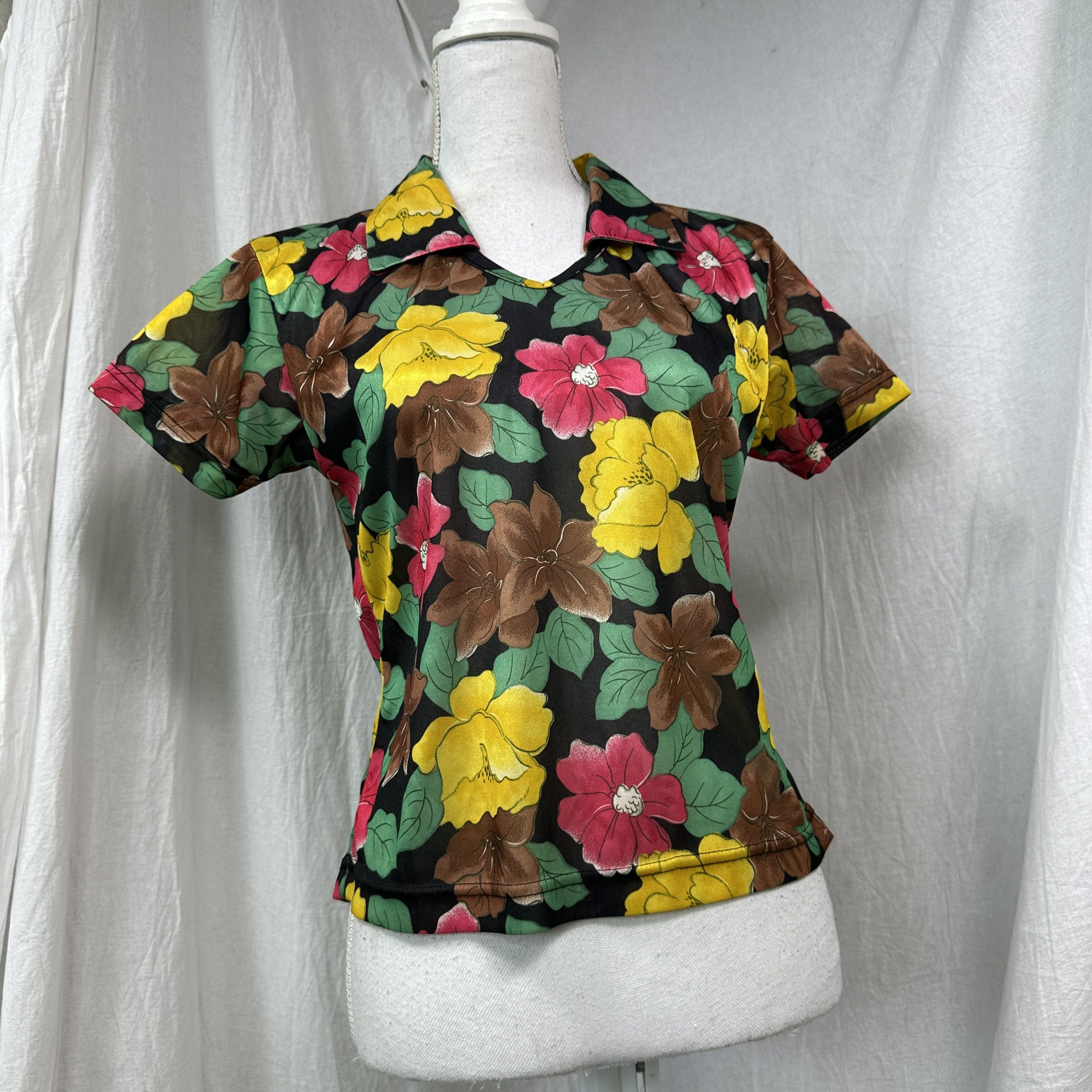 Vintage Vintage Flower Print Preppy Old Money Summer Top 00s Size M / US 6-8 / IT 42-44 - 2 Thumbnail