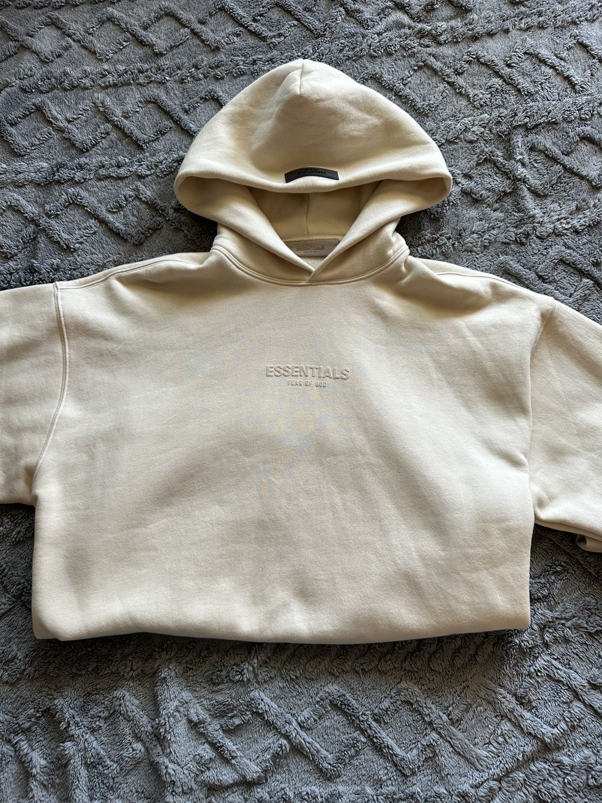 Essentials Fear of God Essentials Relaxed Hoodie “Egg Shell” Size US S / EU 44-46 / 1 - 1 Thumbnail