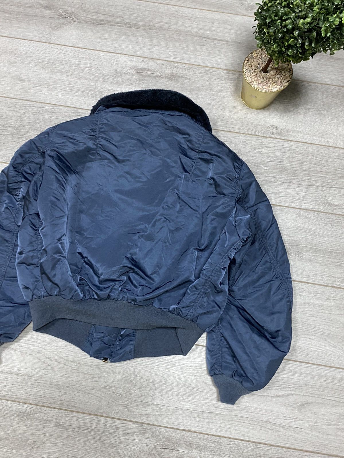 Alpha Industries Alpha Industries vintage flyers man bomber MA-1 zip Size US XL / EU 56 / 4 - 11 Thumbnail