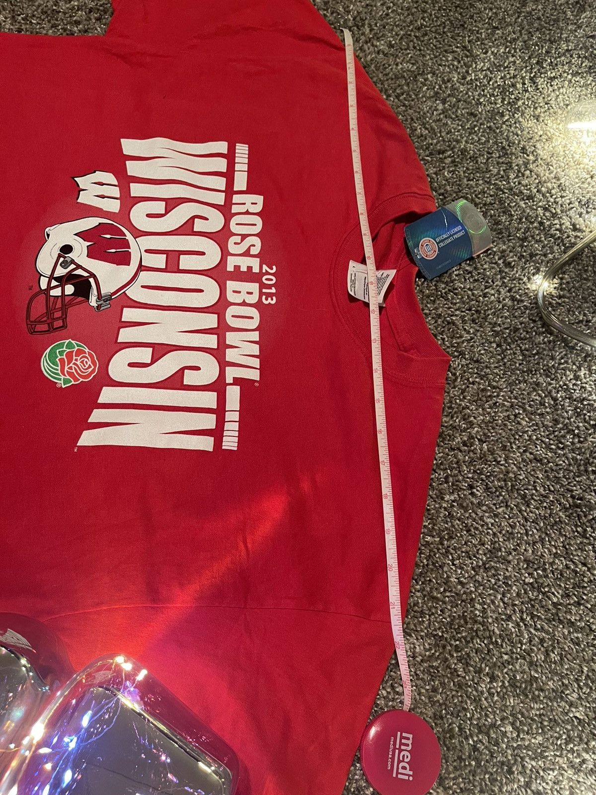 Gildan New Deadstock 2013 Wisconsin Badgers Rose Bowl NFL T-Shirt L Size US L / EU 52-54 / 3 - 4 Thumbnail