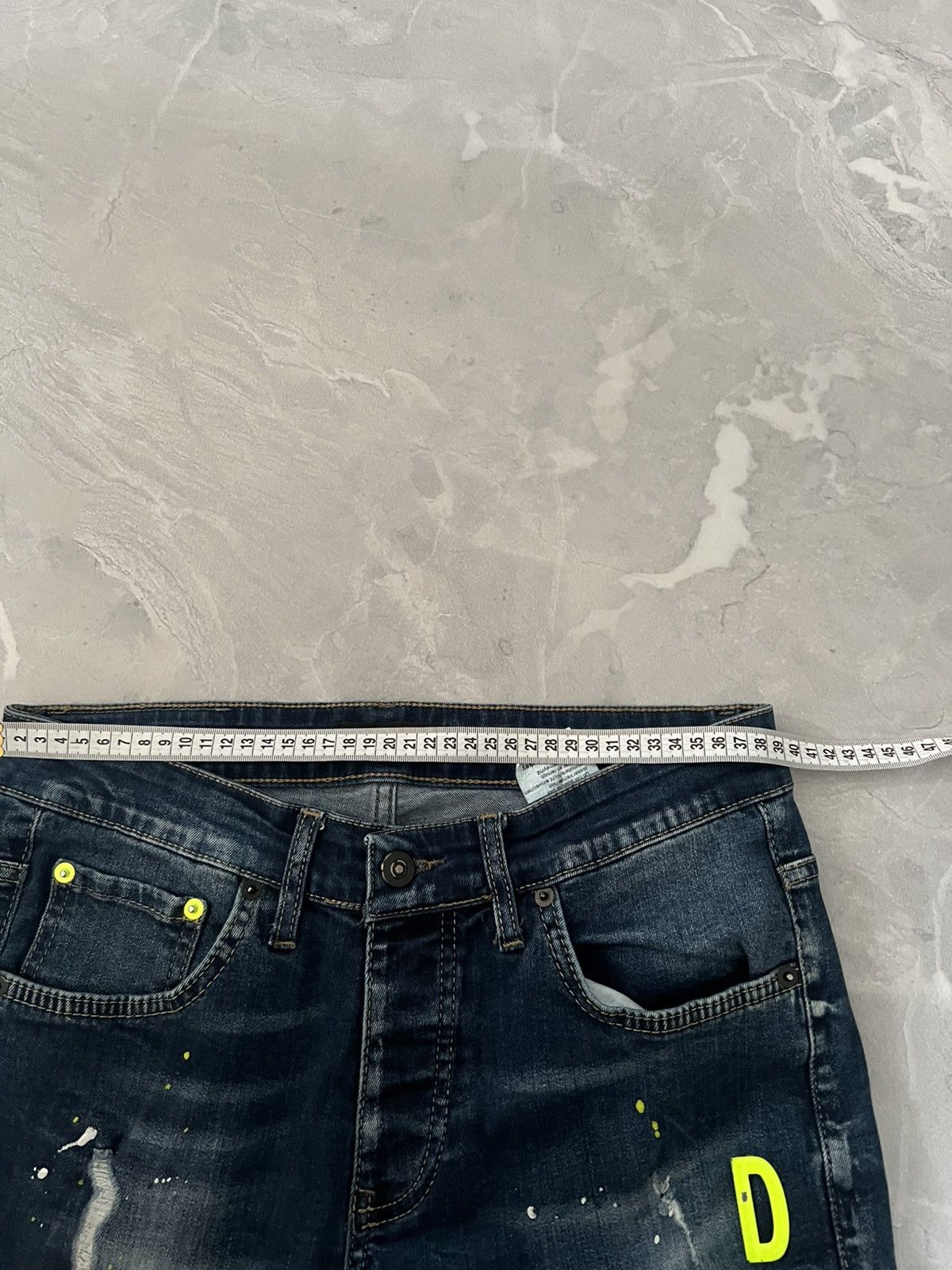 Japanese Brand Distressed Faded Slim Denim — Clean Streetwear Glam Look 90s Size US 31 - 7 Thumbnail