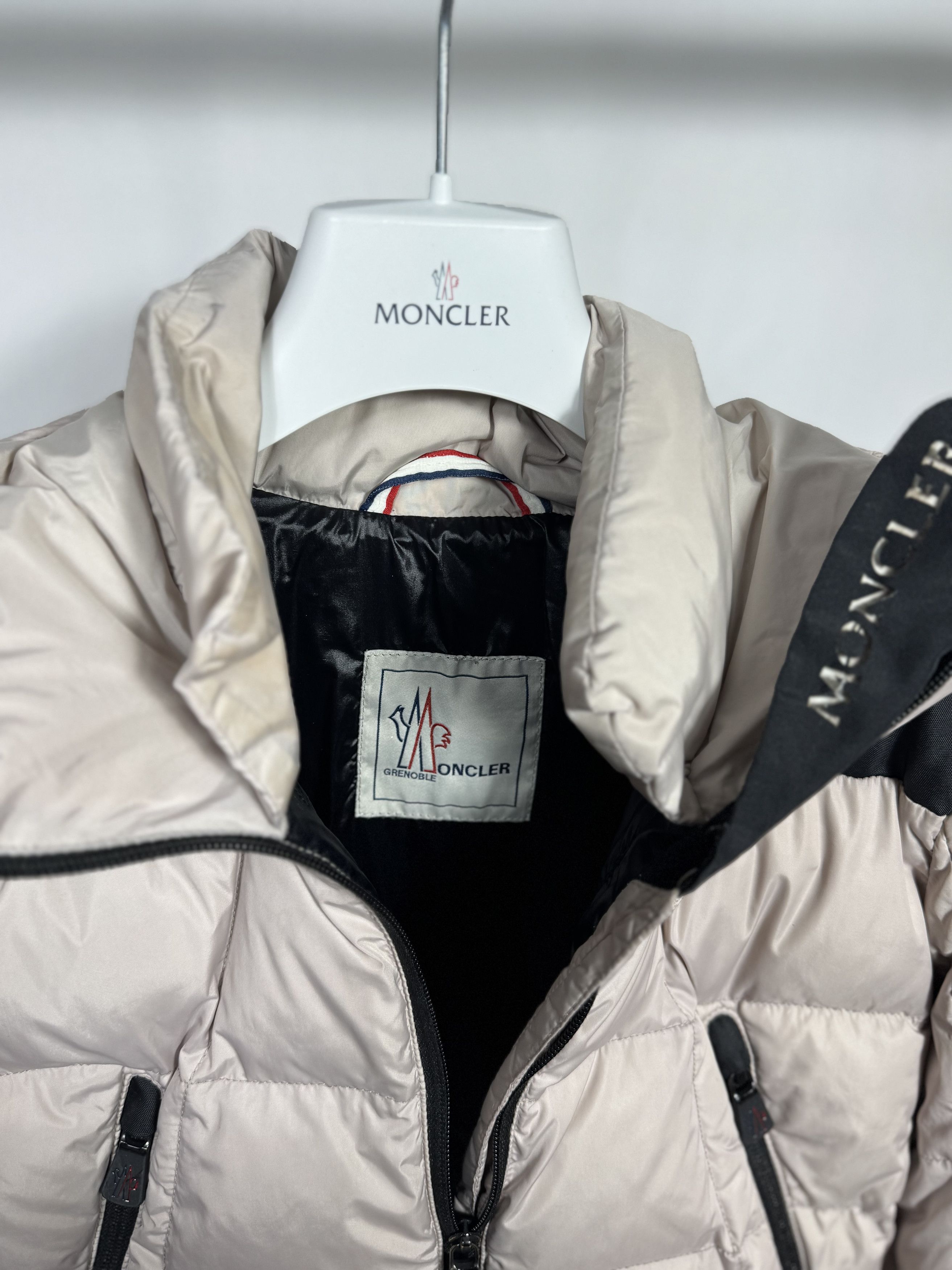 Moncler Moncler Grenoble Andolla Jacket Size M / US 6-8 / IT 42-44 - 4 Thumbnail