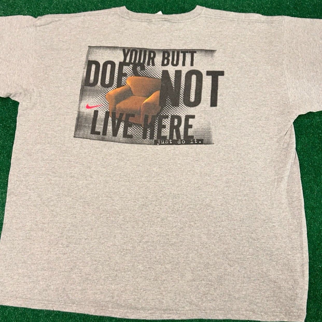 Nike VINTAGE Nike Couch Potato Butt Dose Not Live Here VTG Shirt Mens XXL Gray 90s 1990s Short Sleeve T-Shirt Sports Hip Hop Mens Size US XXL / EU 58 / 5 - 4 Thumbnail