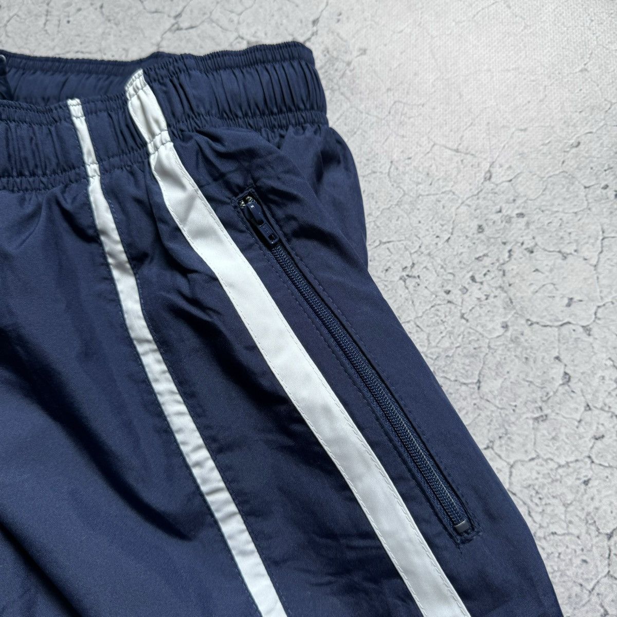 Nike × Vintage Nike Nylon Track Pants 90s Baggy Drill Joggers Y2K Size US 30 / EU 46 - 8 Thumbnail