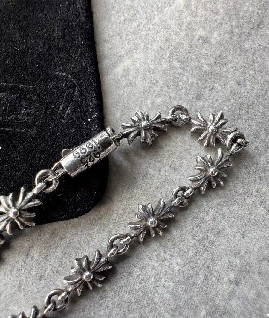 Chrome Hearts Chrome Hearts Tiny E Bracelet Size ONE SIZE - 5 Thumbnail
