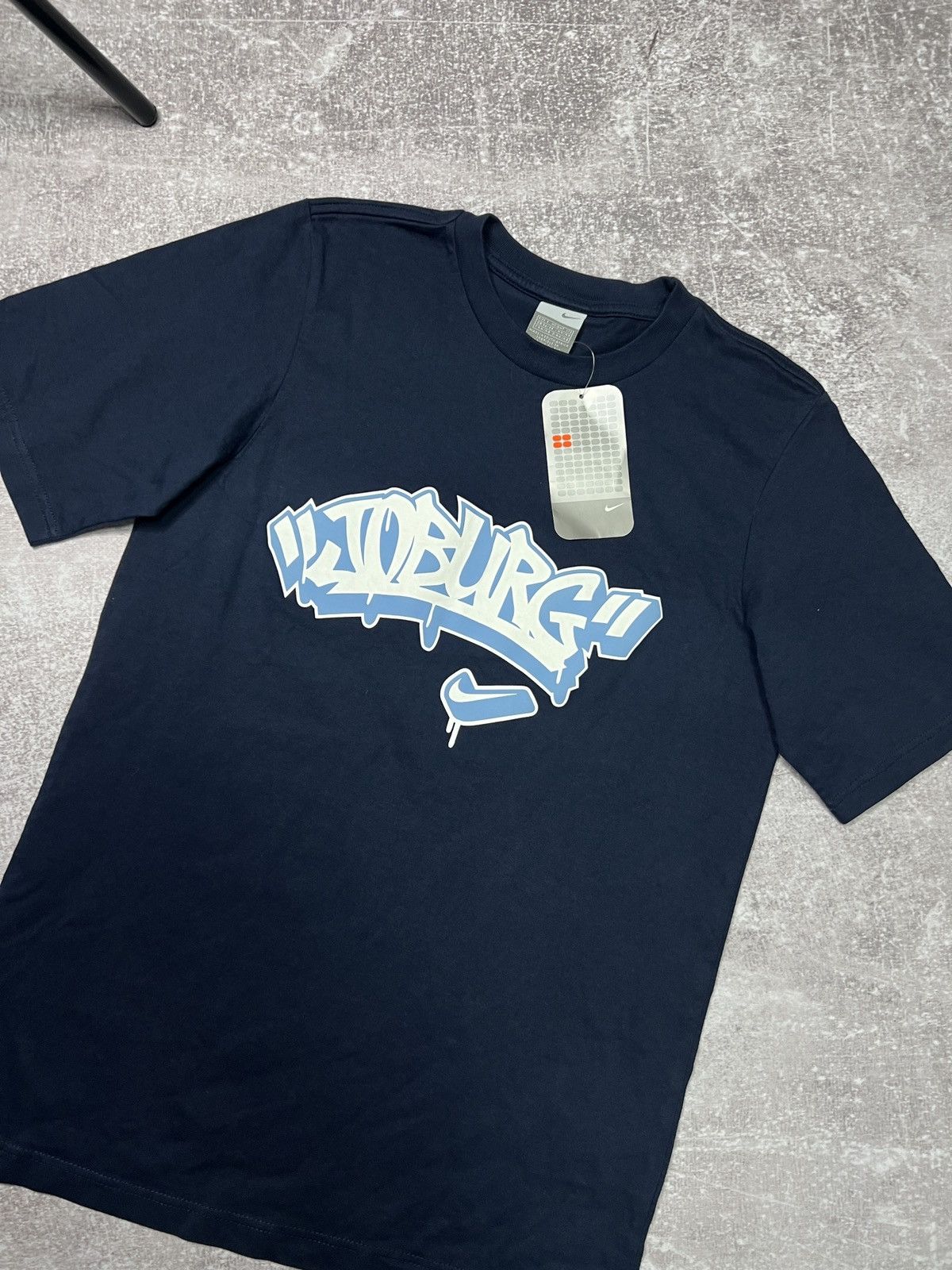 Nike Nike Vintage T Shirt 90s Big Logo Y2k Size US S / EU 44-46 / 1 - 2 Thumbnail
