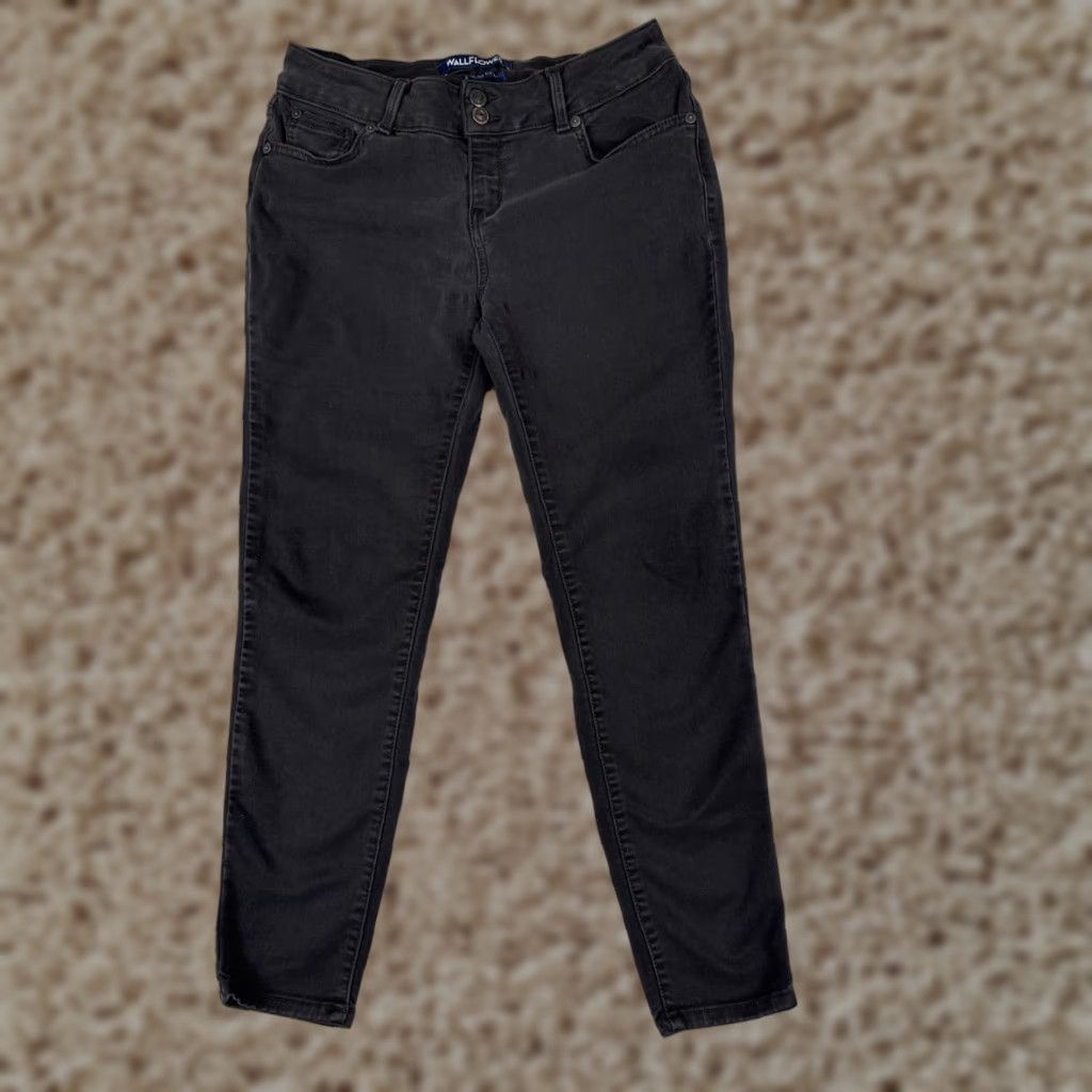 Vintage Wallflower Jeans Juniors 13 Black Denim Skinny Ultra Fit Zip 28x25 5-Pocket Distressed Cotton Blend Womens 90s? Size 34" / US 12 / IT 48 - 1 Thumbnail
