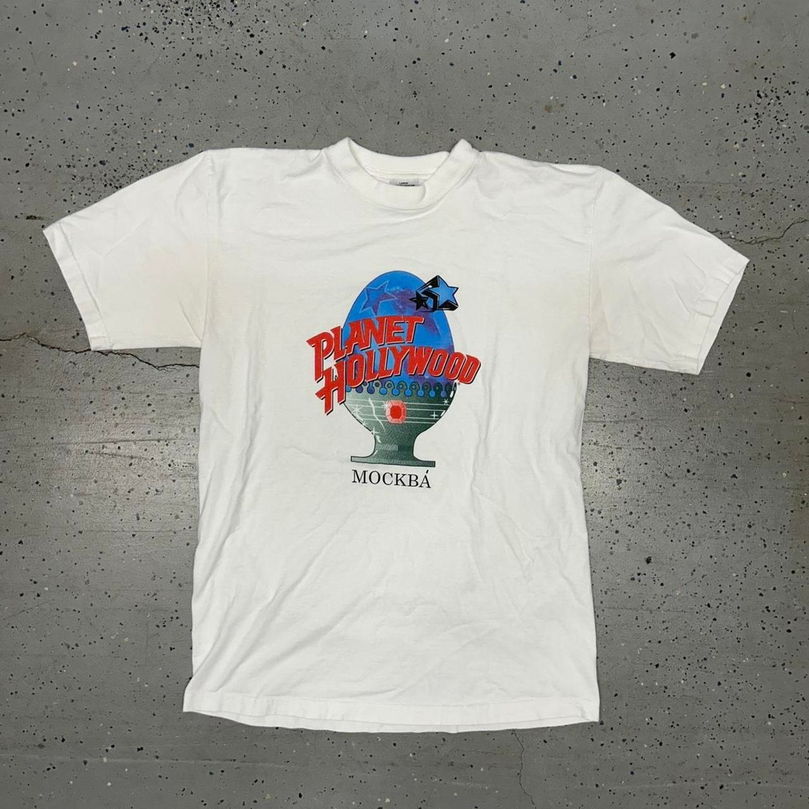Planet Hollywood VTG 90s Planet Hollywood Mockba white cotton t-shirt Size US L / EU 52-54 / 3 - 1 Thumbnail