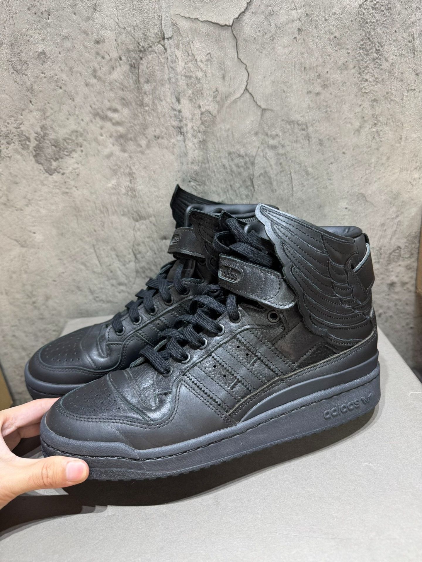 Adidas Adidas Black Hitop Sneakers 42 Men Size US 9 / EU 42 - 1 Thumbnail