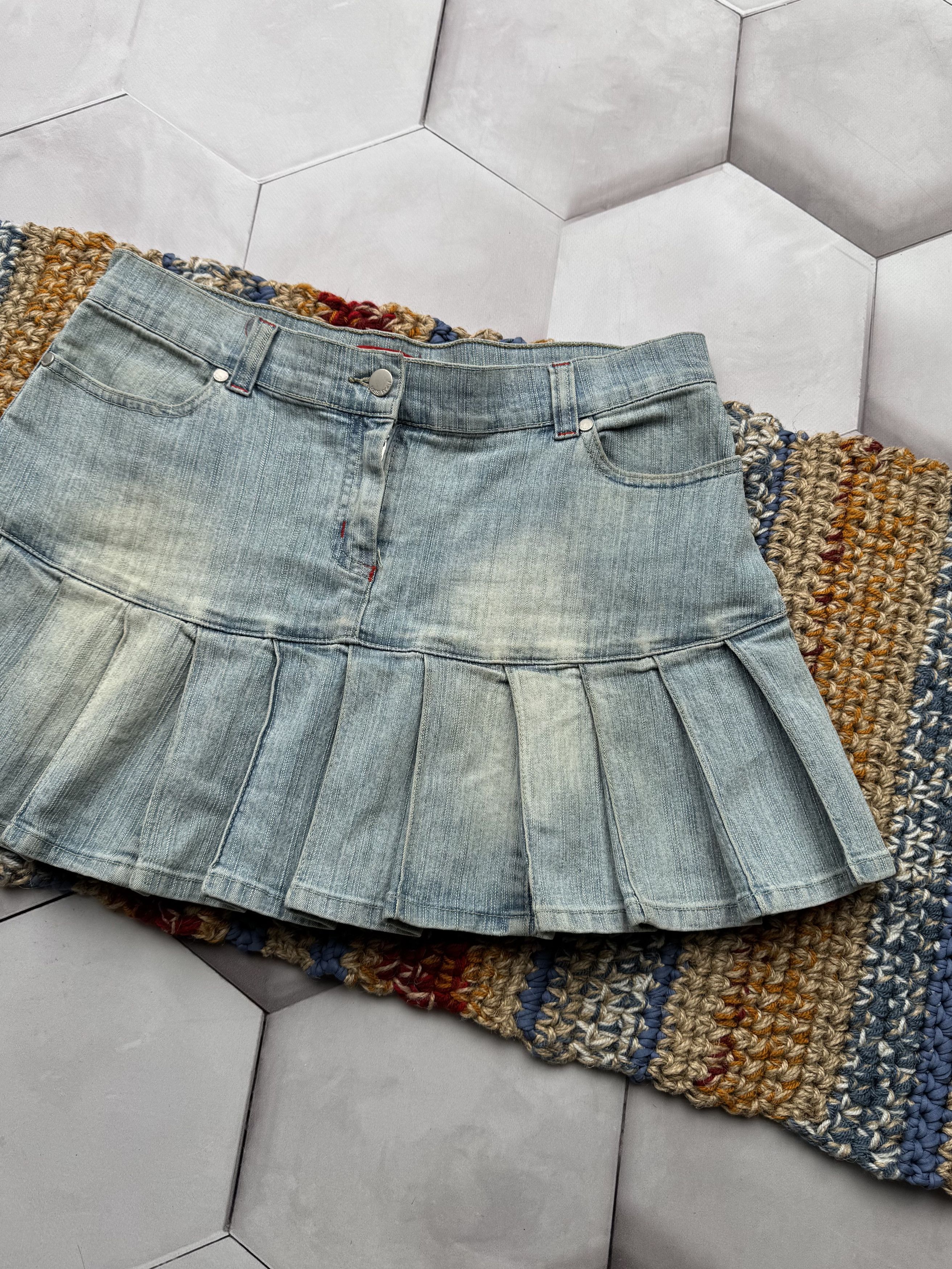 Vintage Vintage Flare Mini Skirt (E4) Size 30" / US 8 / IT 44 - 3 Thumbnail