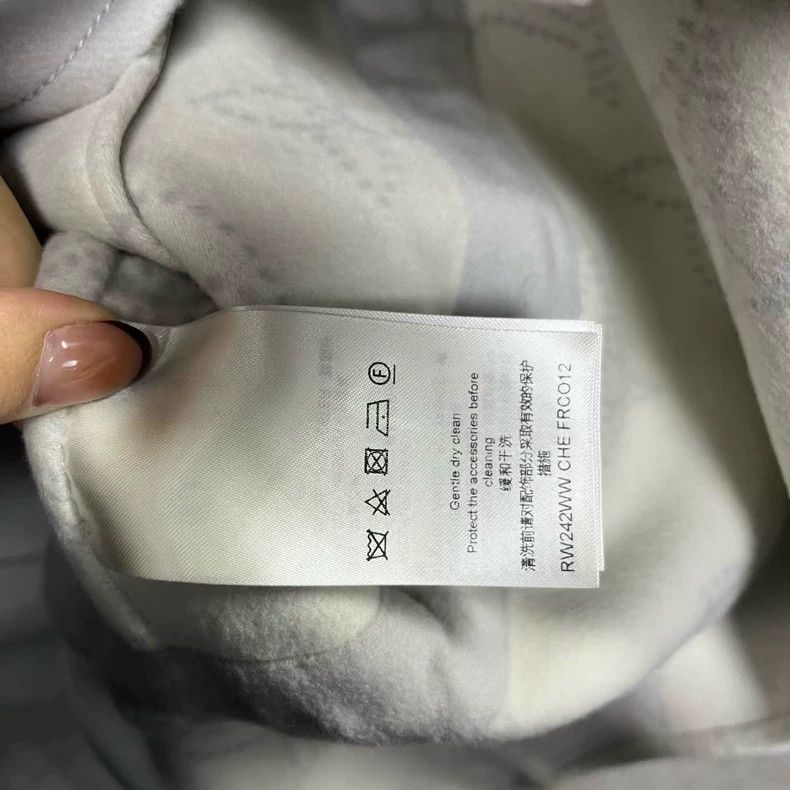 Louis Vuitton Louis Vuitton 24 New Grey Stripe Trim Zip Hooded Jacket Size XXS / US 00 / IT 34 - 3 Thumbnail