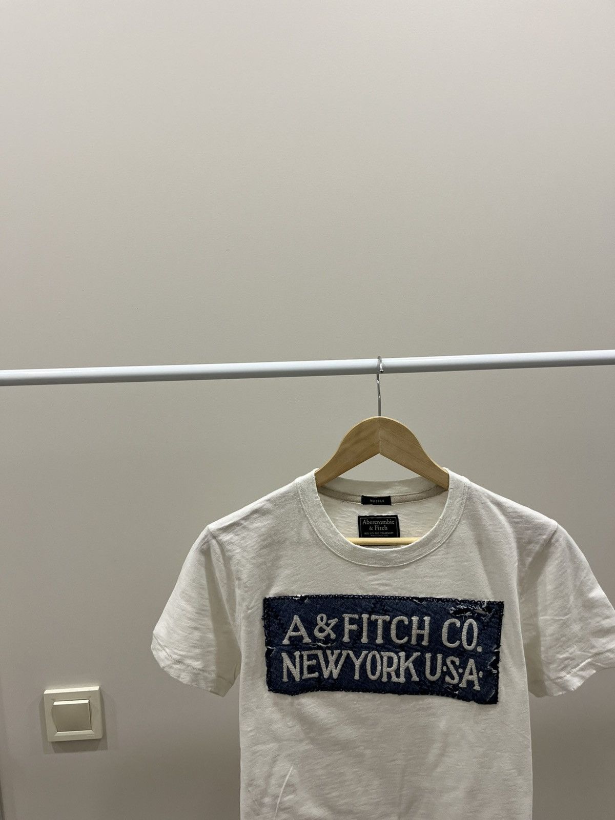 Japanese Brand Abercrombie & Fitch T-Shirt Spellout Vintage Y2K 90s Size US XS / EU 42 / 0 - 2 Thumbnail